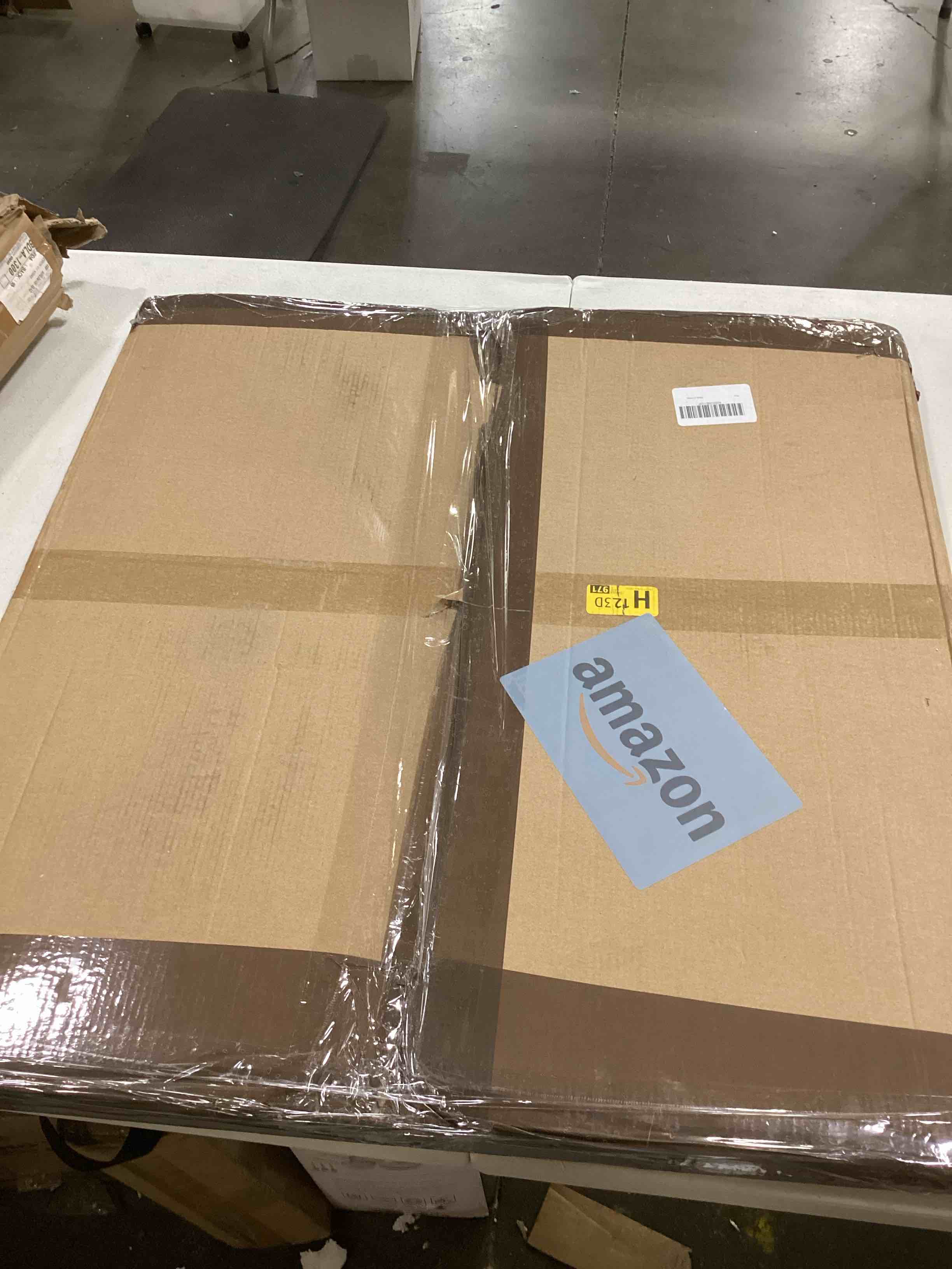 https://s3.amazonaws.com/lotting-images-prod/bidfta/ORG5784149_1715007130572.jpeg