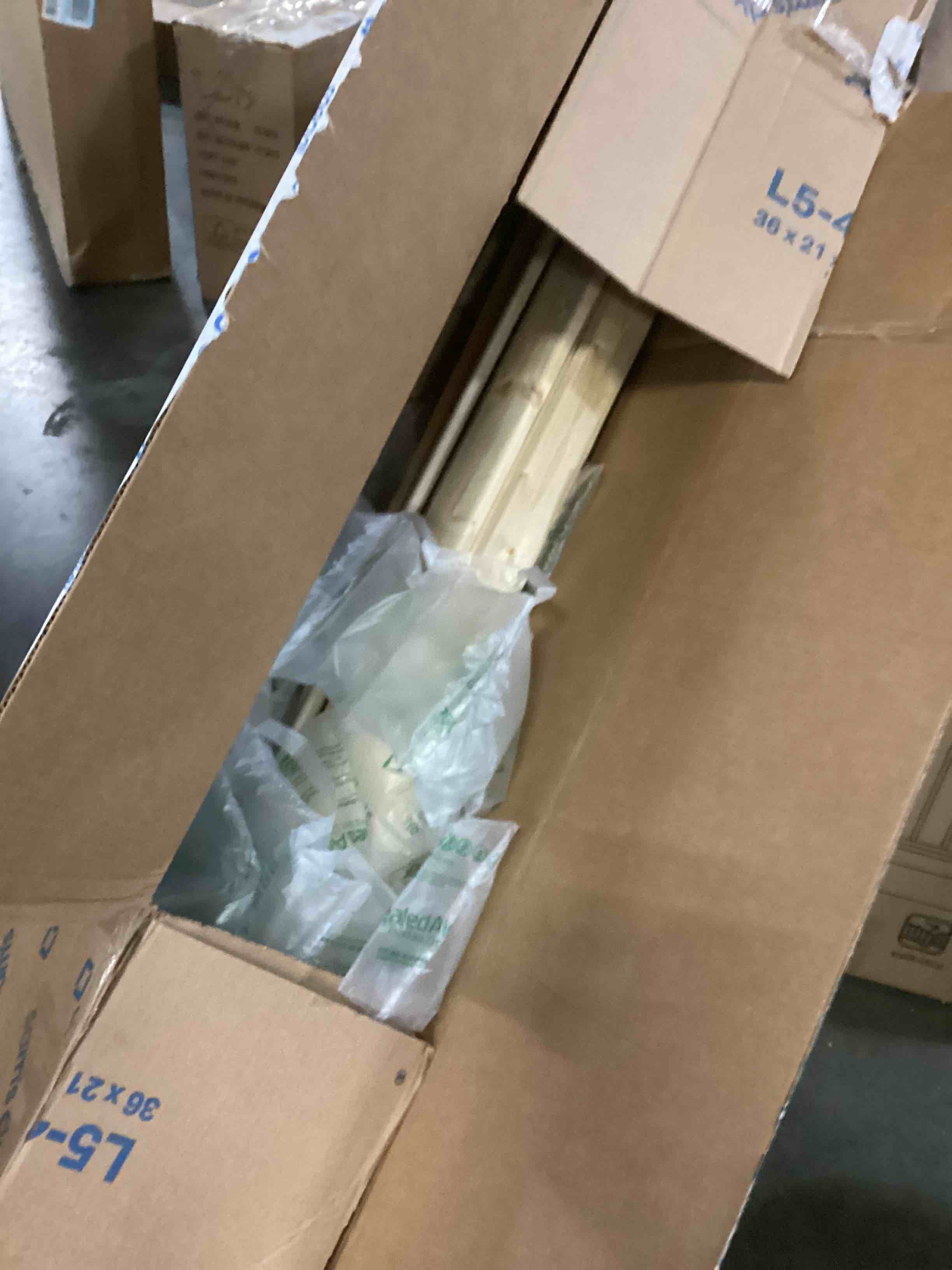 https://s3.amazonaws.com/lotting-images-prod/bidfta/ORG5784527_1714139015922.jpeg