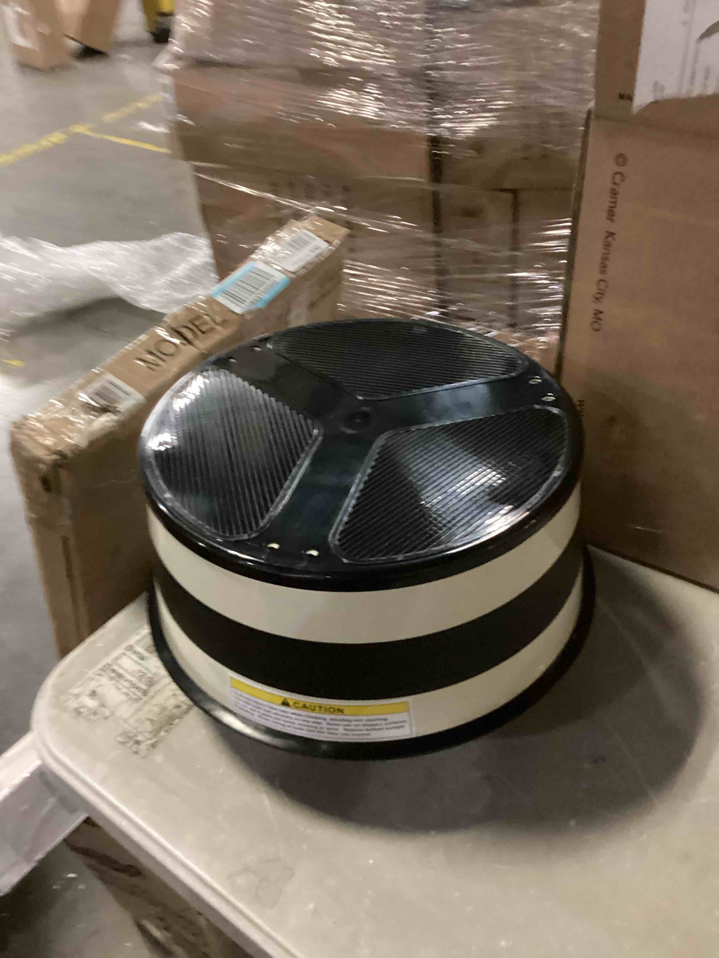 https://s3.amazonaws.com/lotting-images-prod/bidfta/ORG5785189_1714750996150.jpeg