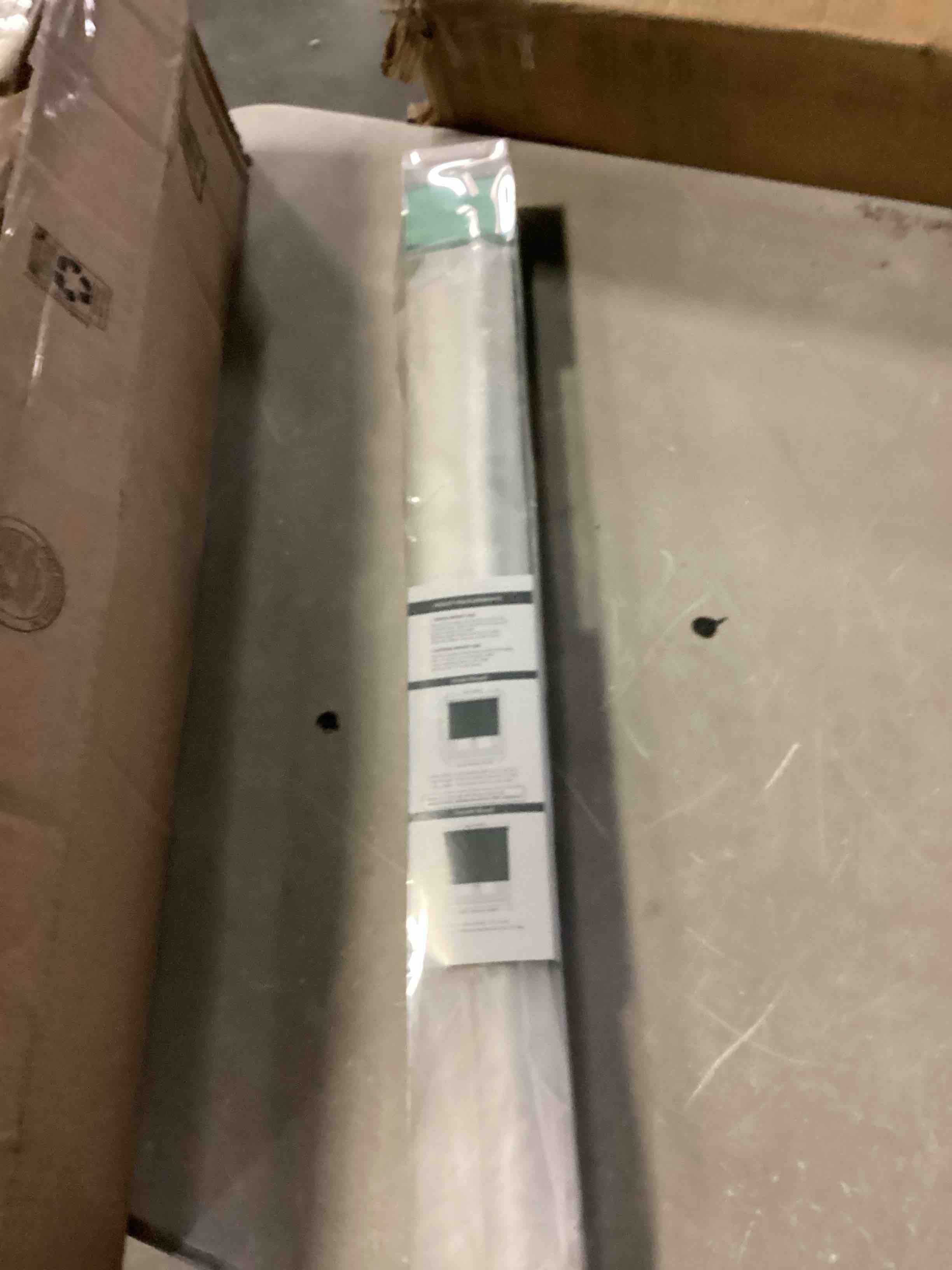 https://s3.amazonaws.com/lotting-images-prod/bidfta/ORG5785369_1715082958015.jpeg