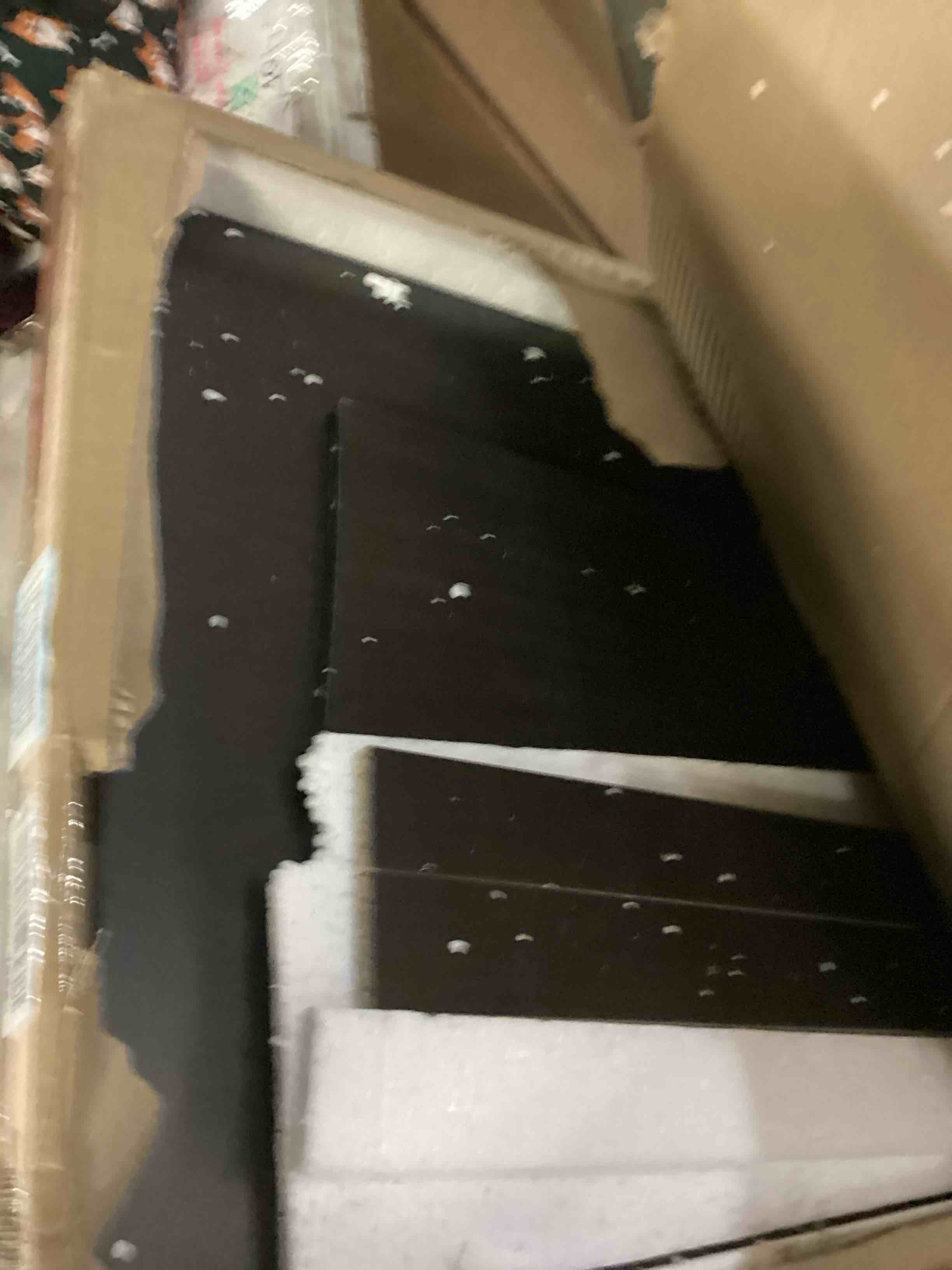 https://s3.amazonaws.com/lotting-images-prod/bidfta/ORG5785893_1715607208561.jpeg