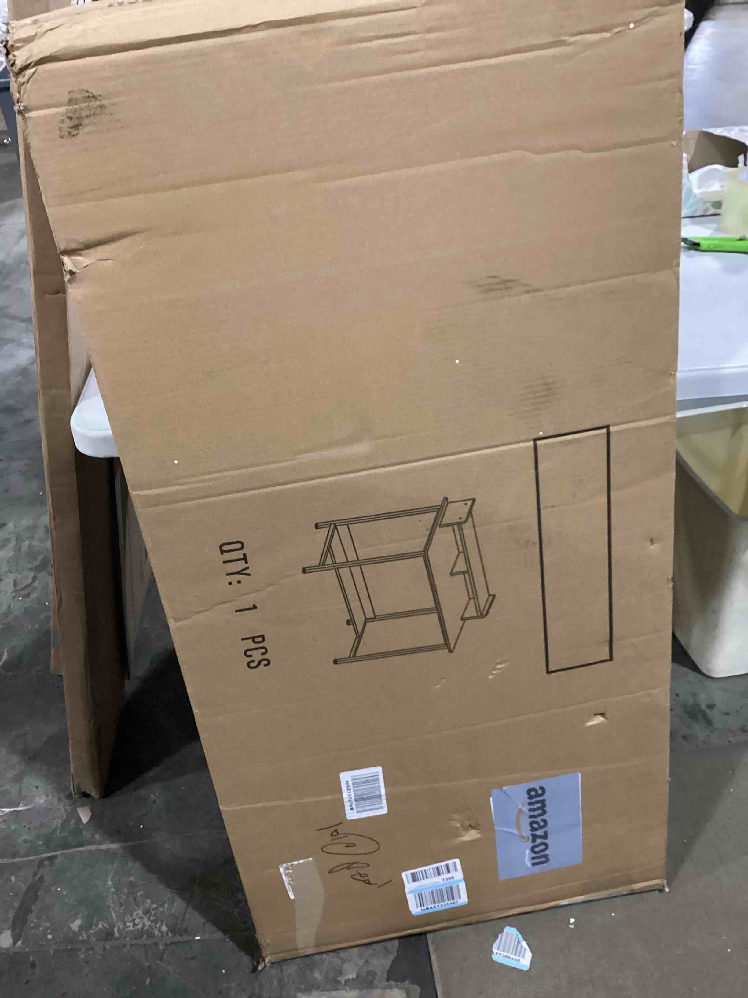 https://s3.amazonaws.com/lotting-images-prod/bidfta/ORG5785943_1710157070867.jpeg