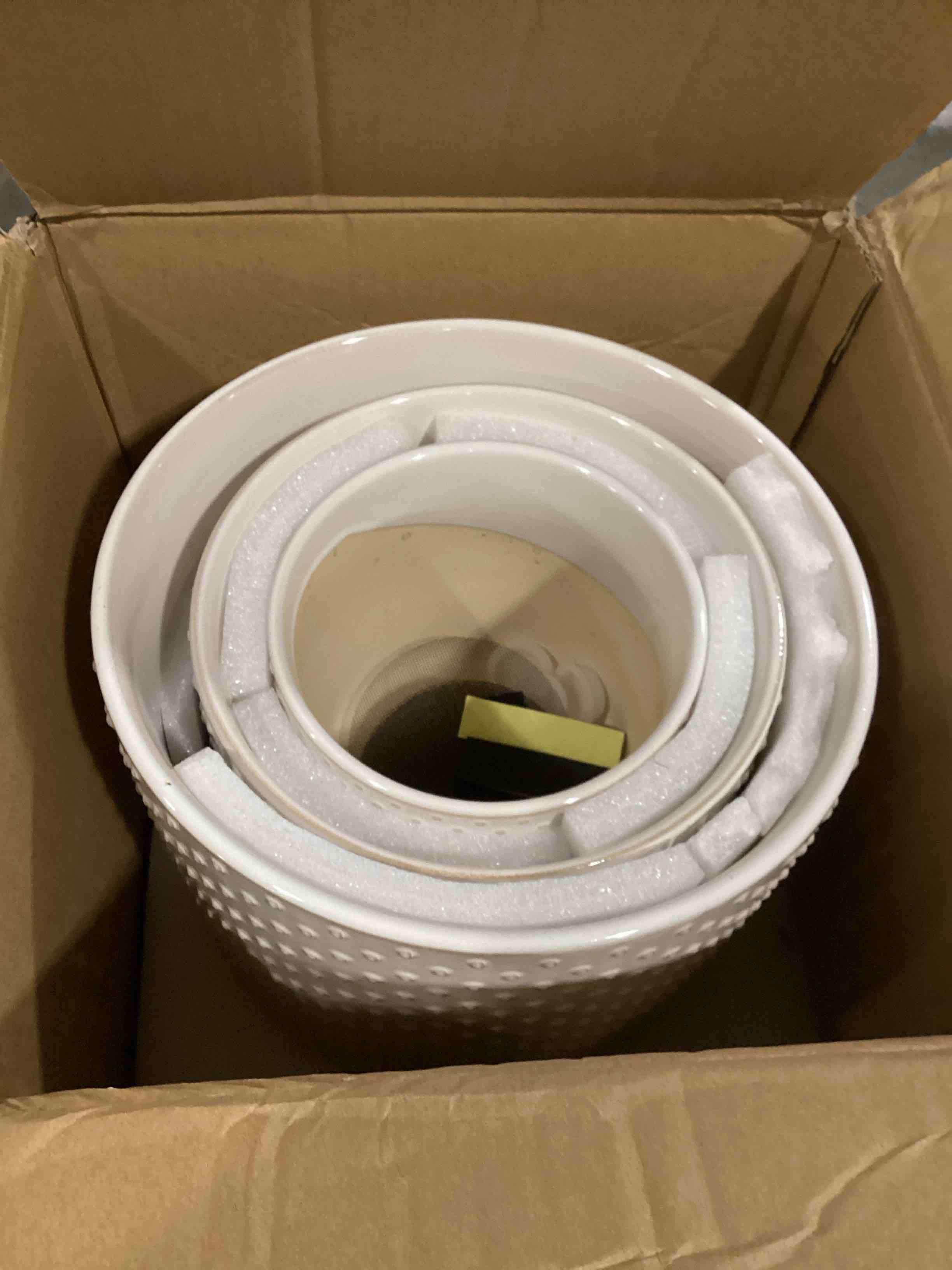 https://s3.amazonaws.com/lotting-images-prod/bidfta/ORG5786255_1710594154169.jpeg