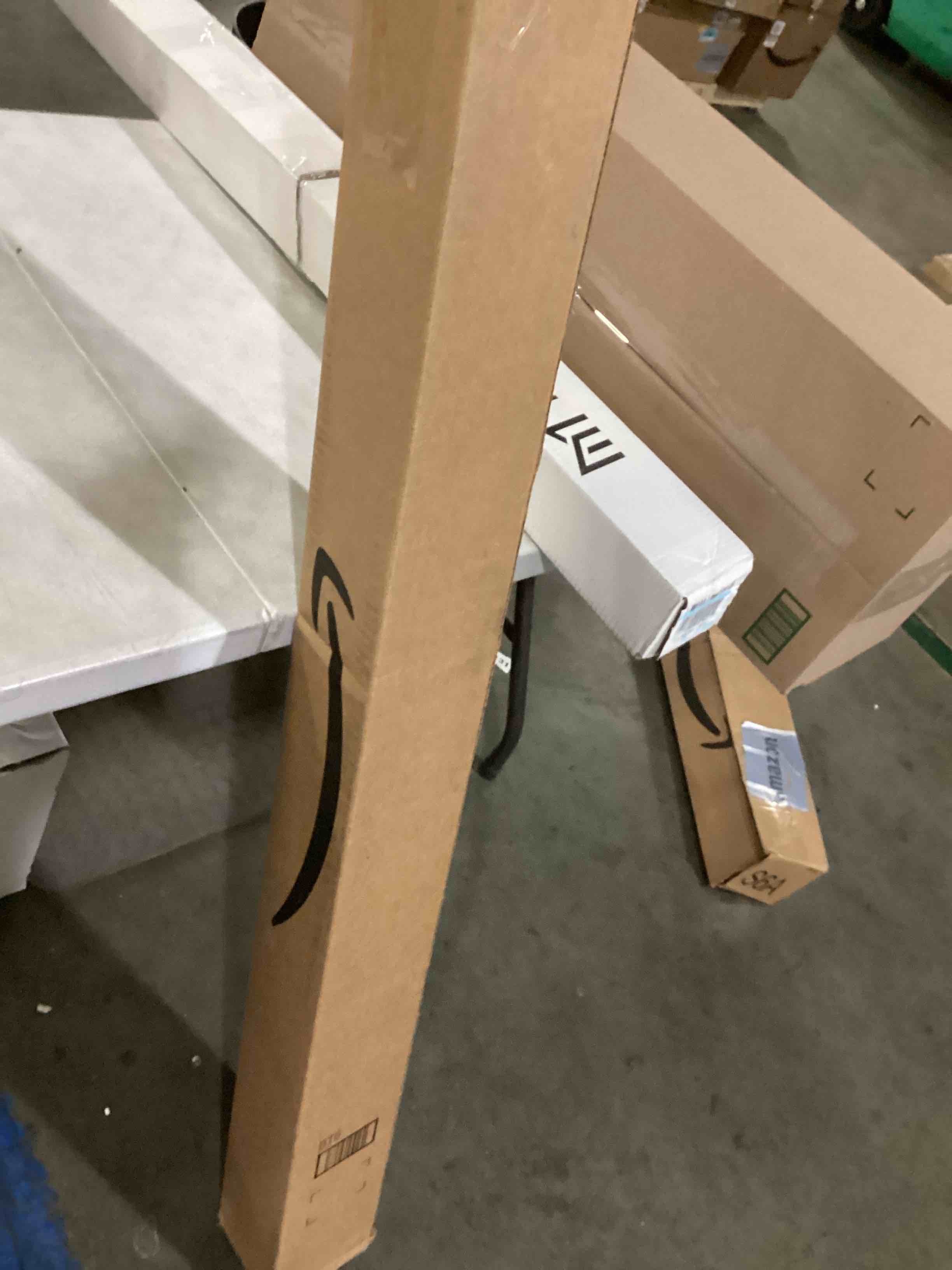 https://s3.amazonaws.com/lotting-images-prod/bidfta/ORG5787592_1710001680178.jpeg