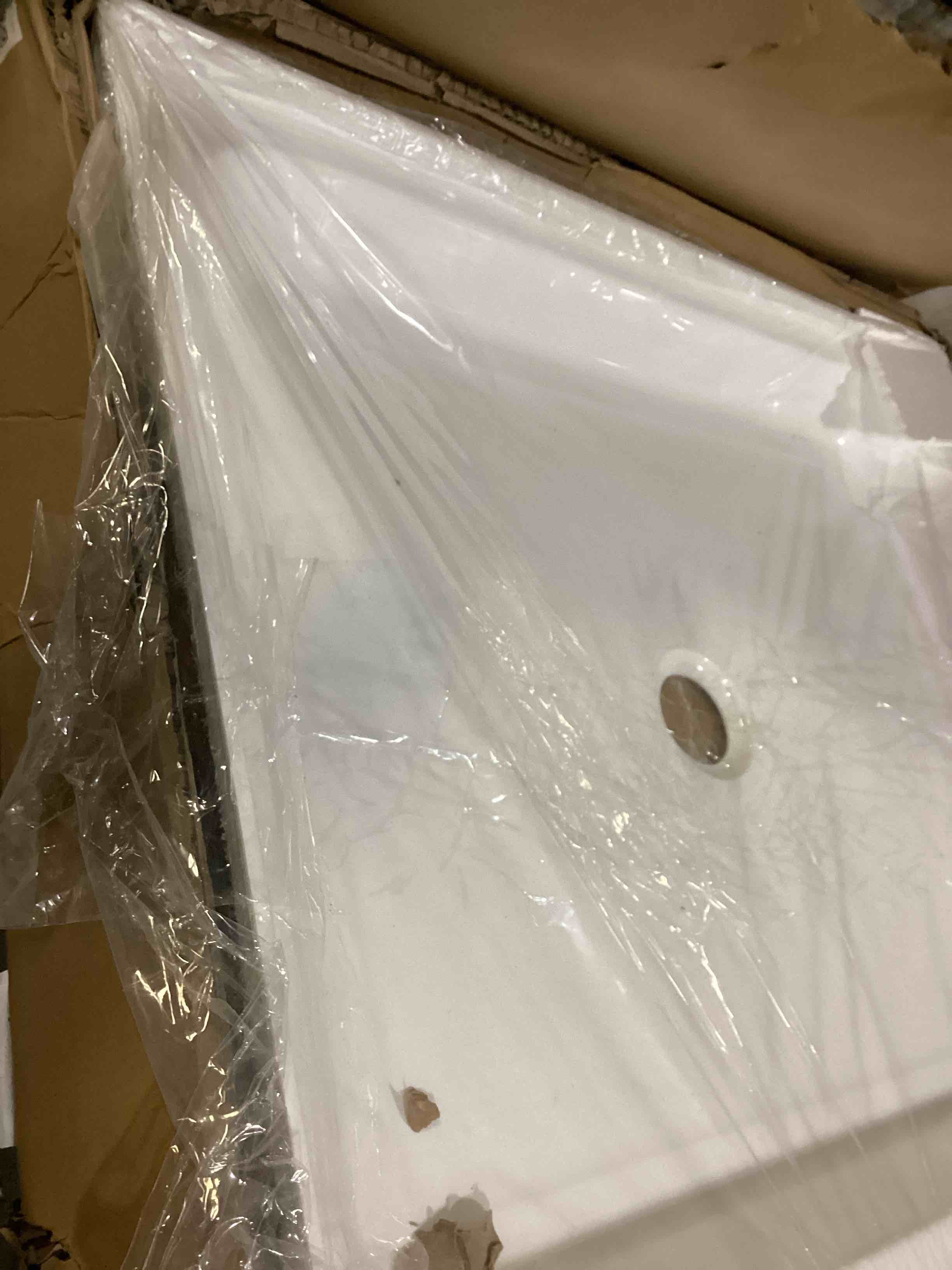 https://s3.amazonaws.com/lotting-images-prod/bidfta/ORG5787636_1710162541244.jpeg