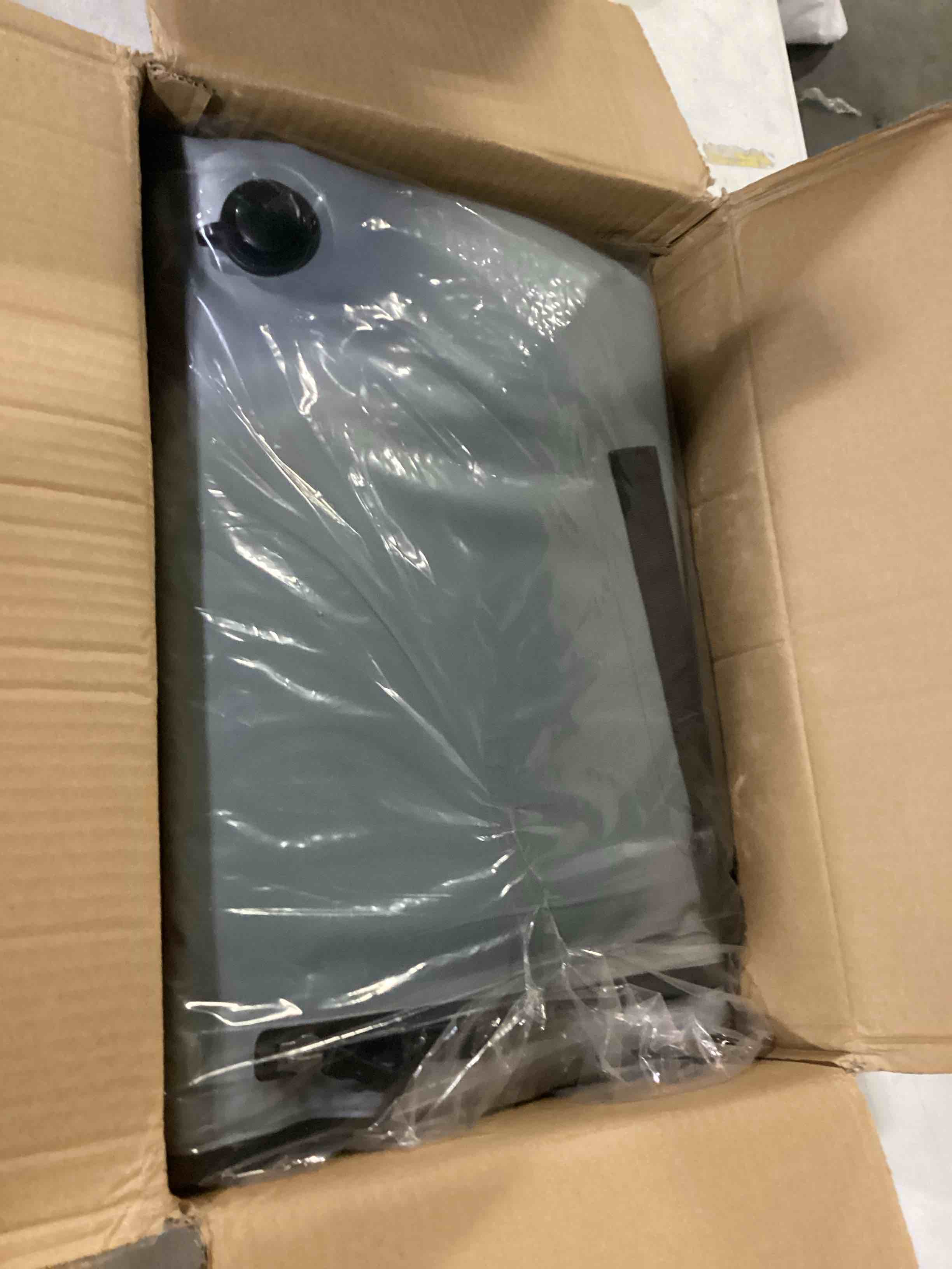 https://s3.amazonaws.com/lotting-images-prod/bidfta/ORG5787718_1710254024968.jpeg