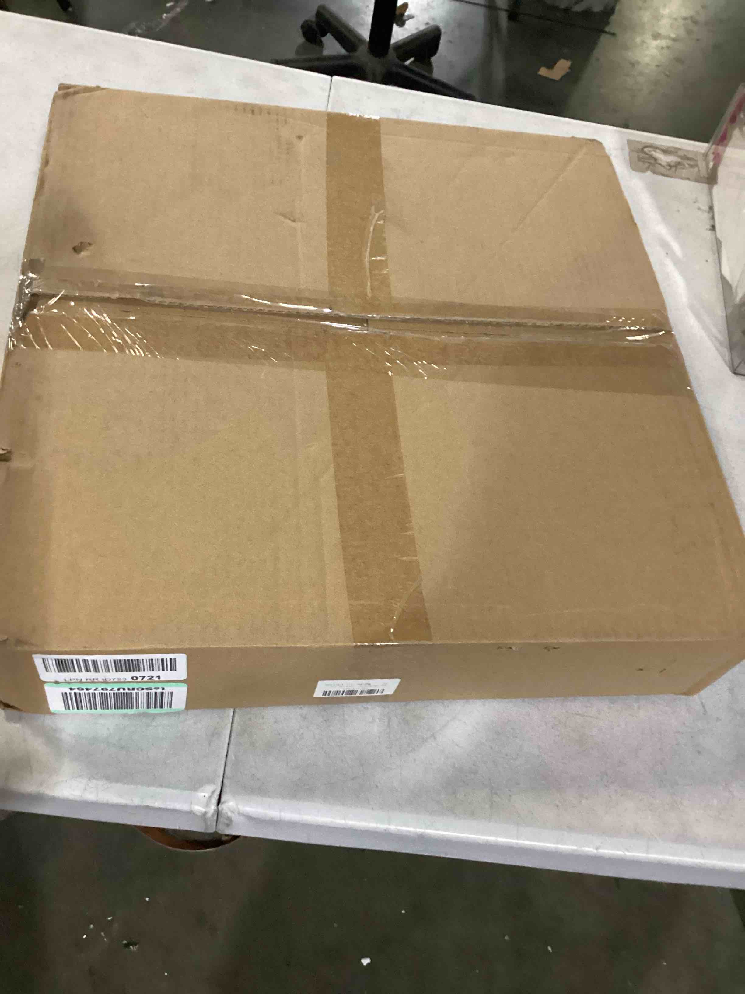 https://s3.amazonaws.com/lotting-images-prod/bidfta/ORG5787719_1710254128111.jpeg