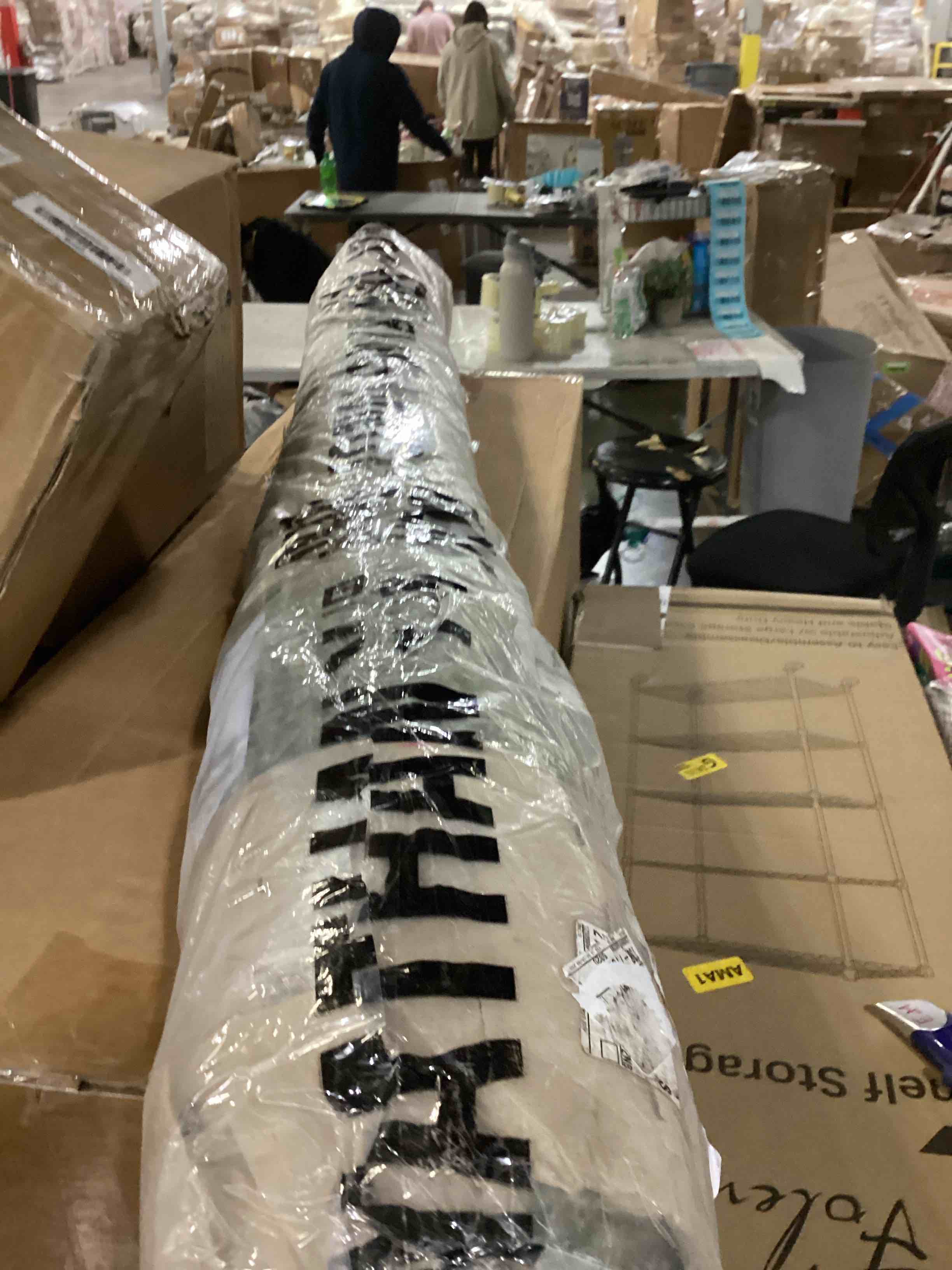 https://s3.amazonaws.com/lotting-images-prod/bidfta/ORG5788012_1710608321359.jpeg