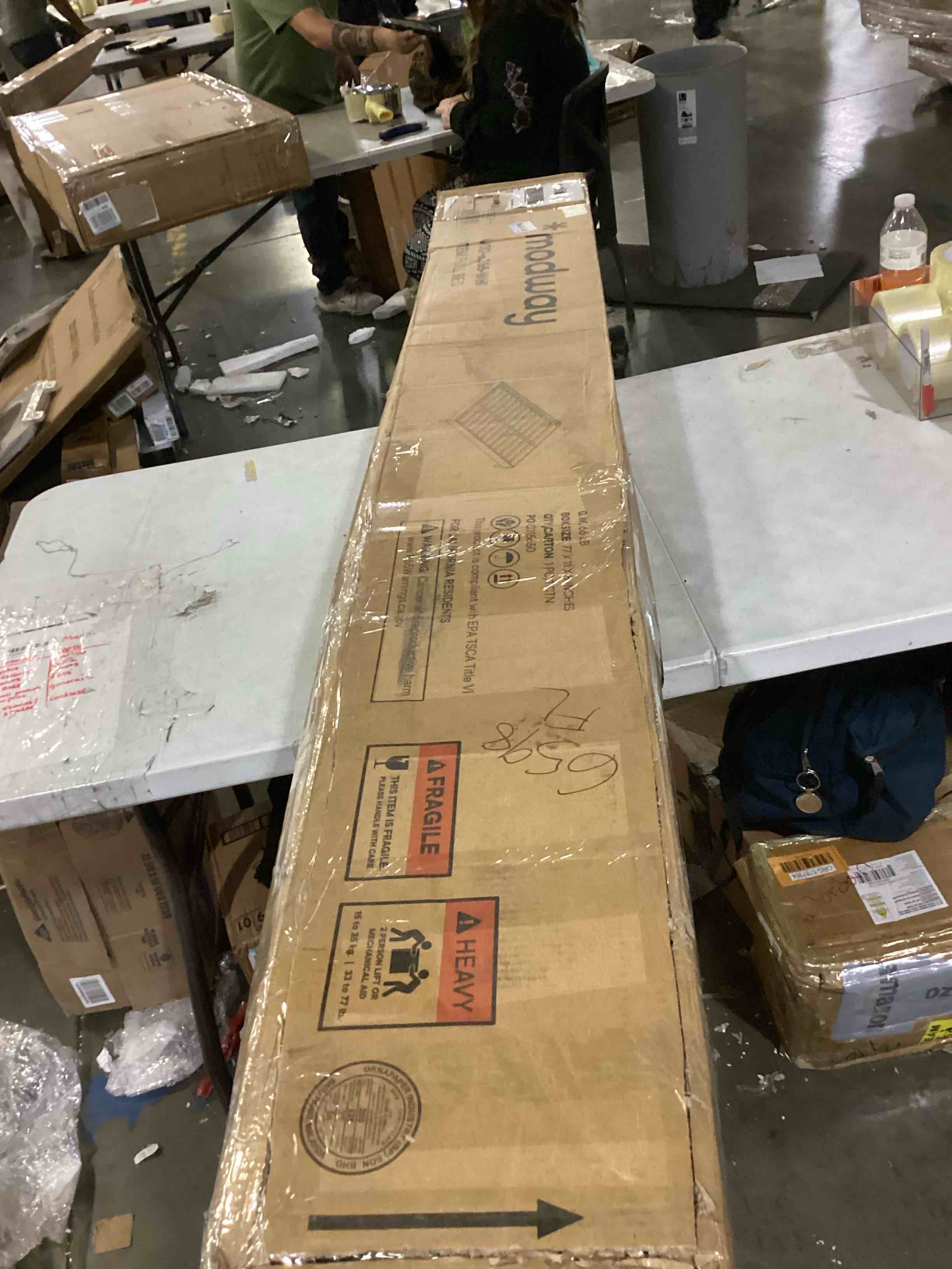 https://s3.amazonaws.com/lotting-images-prod/bidfta/ORG5788140_1710869378658.jpeg