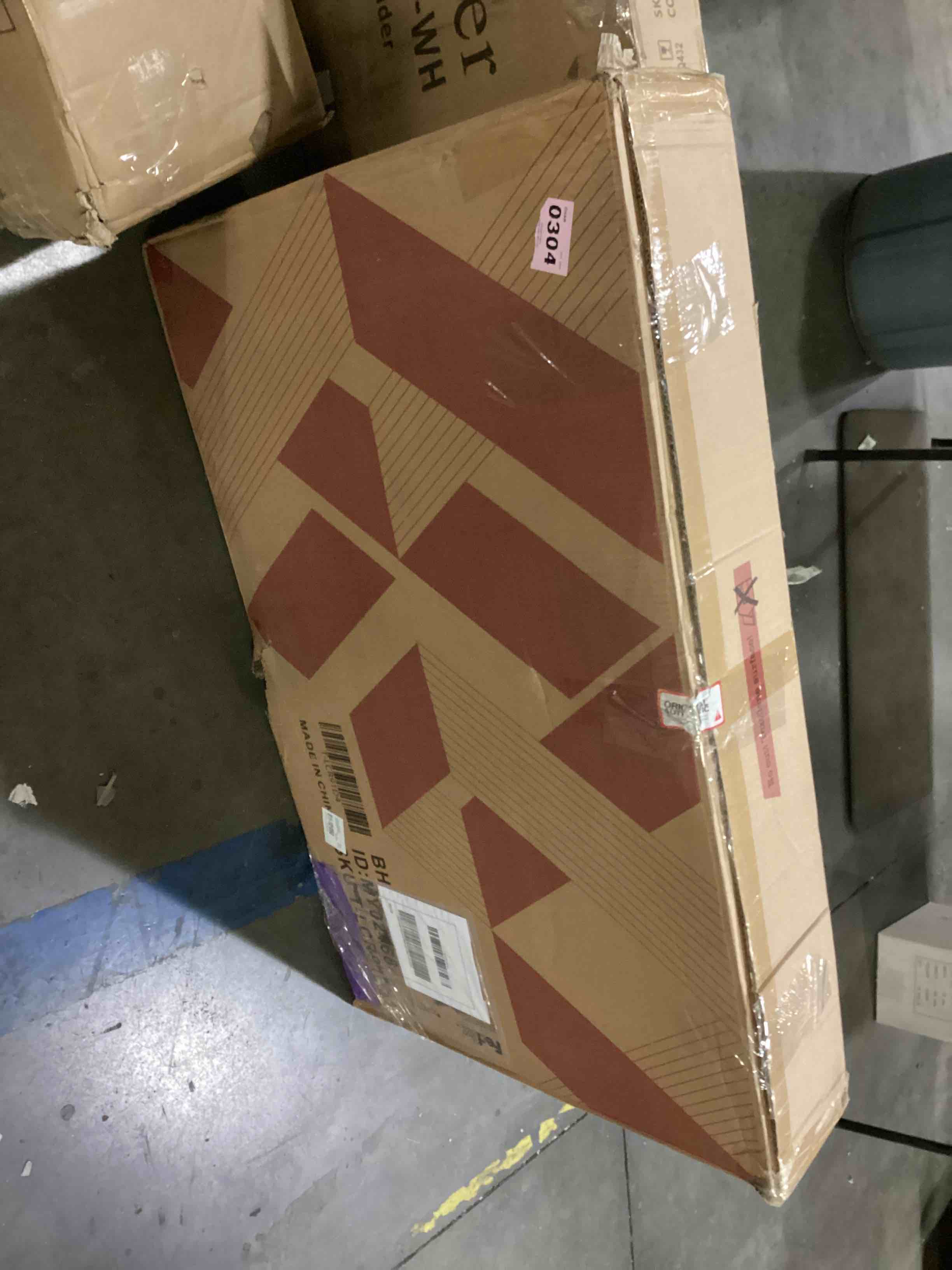 https://s3.amazonaws.com/lotting-images-prod/bidfta/ORG5788864_1712250915573.jpeg