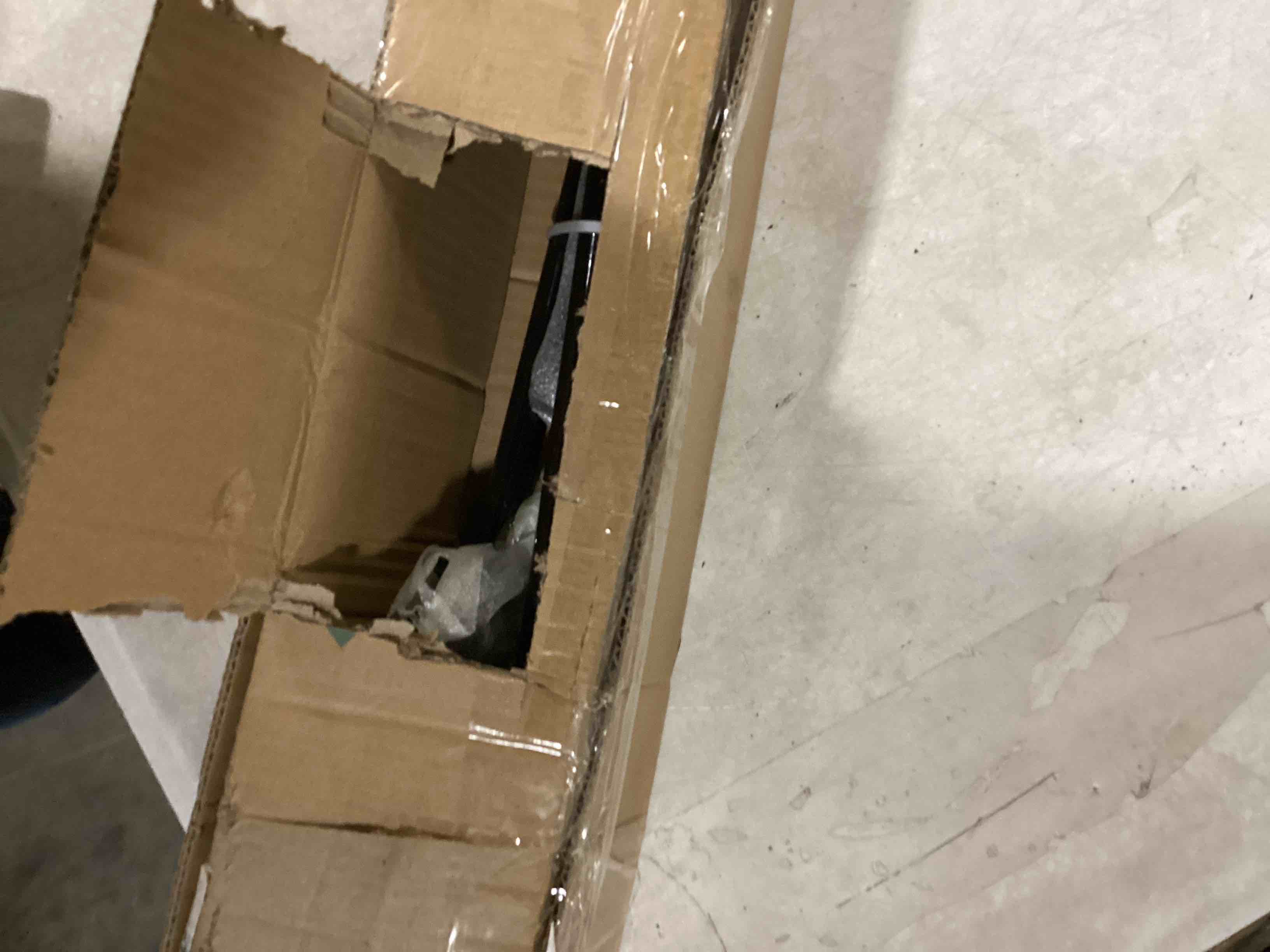 https://s3.amazonaws.com/lotting-images-prod/bidfta/ORG5790056_1714476653306.jpeg