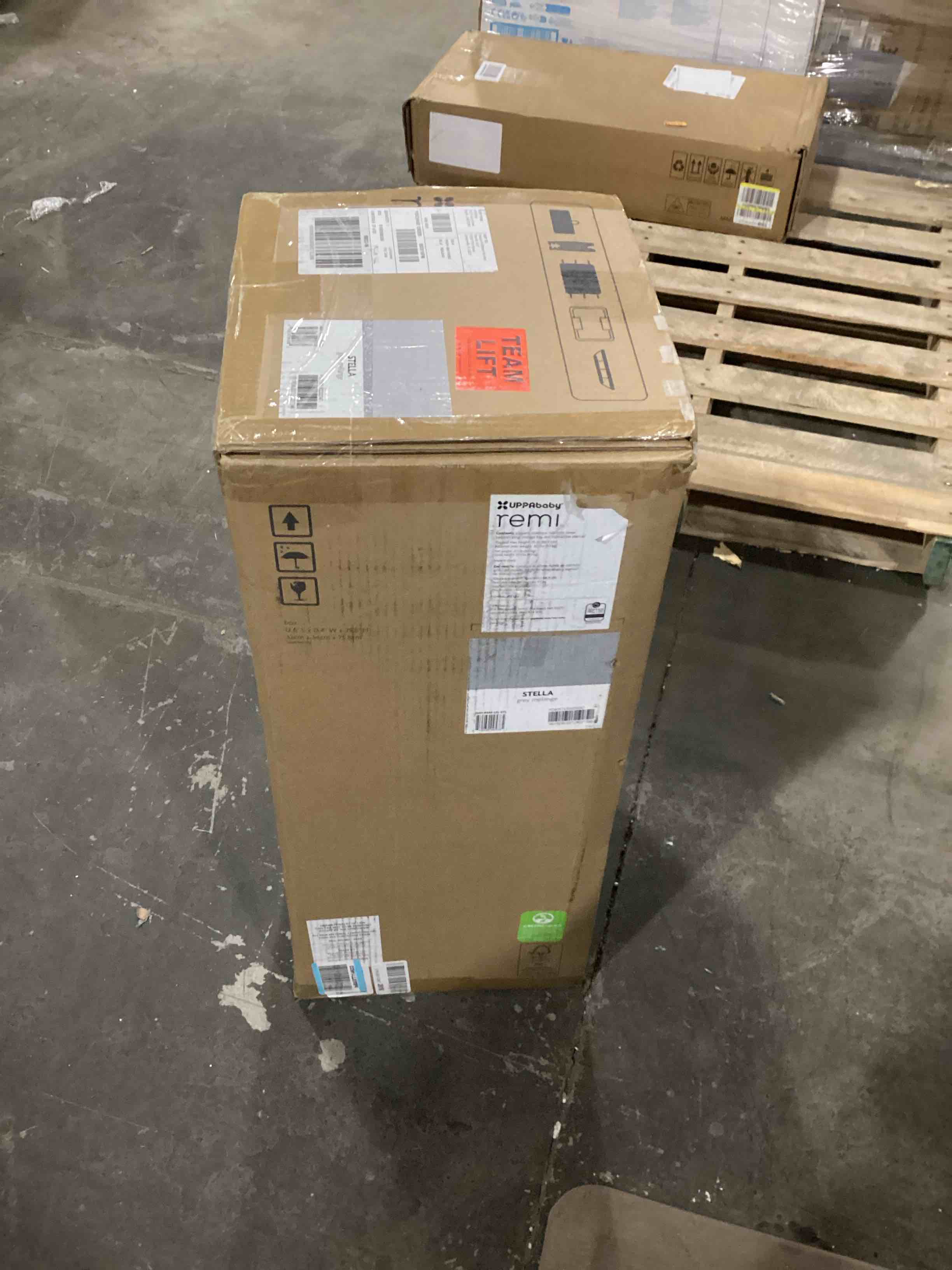 https://s3.amazonaws.com/lotting-images-prod/bidfta/ORG5790735_1713894345684.jpeg
