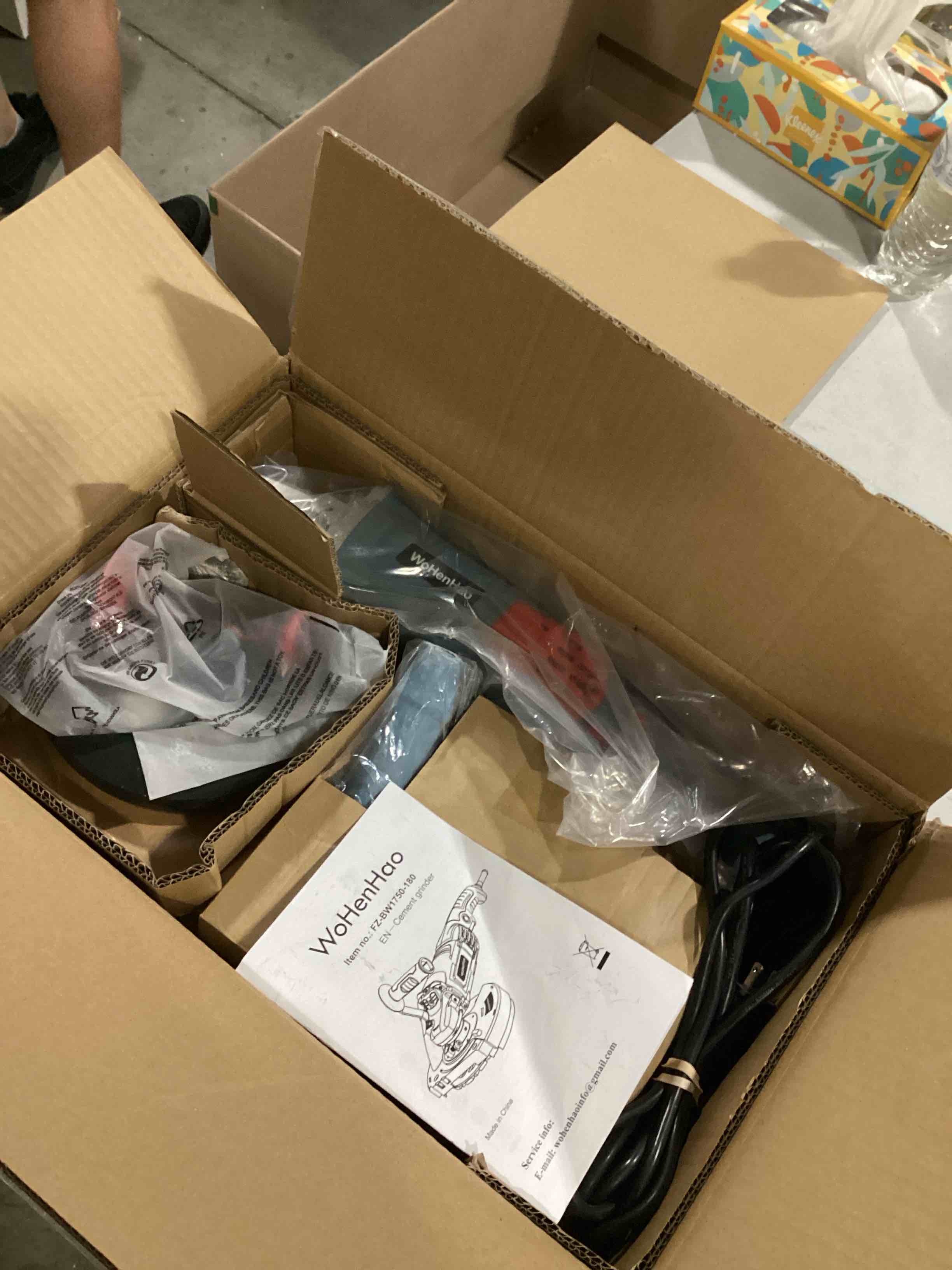 https://s3.amazonaws.com/lotting-images-prod/bidfta/ORG5790757_1713959607827.jpeg