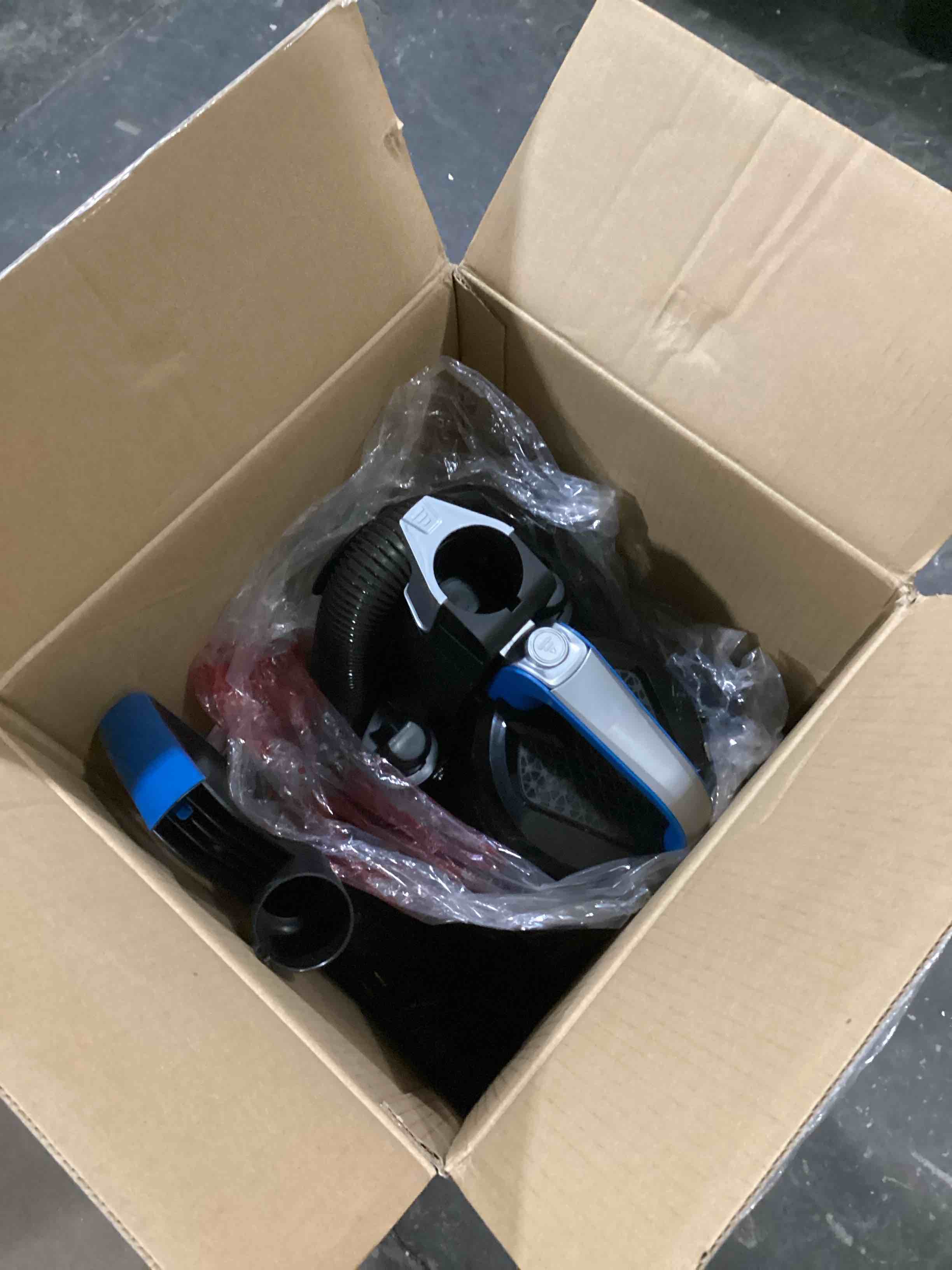 https://s3.amazonaws.com/lotting-images-prod/bidfta/ORG5790832_1713976654679.jpeg