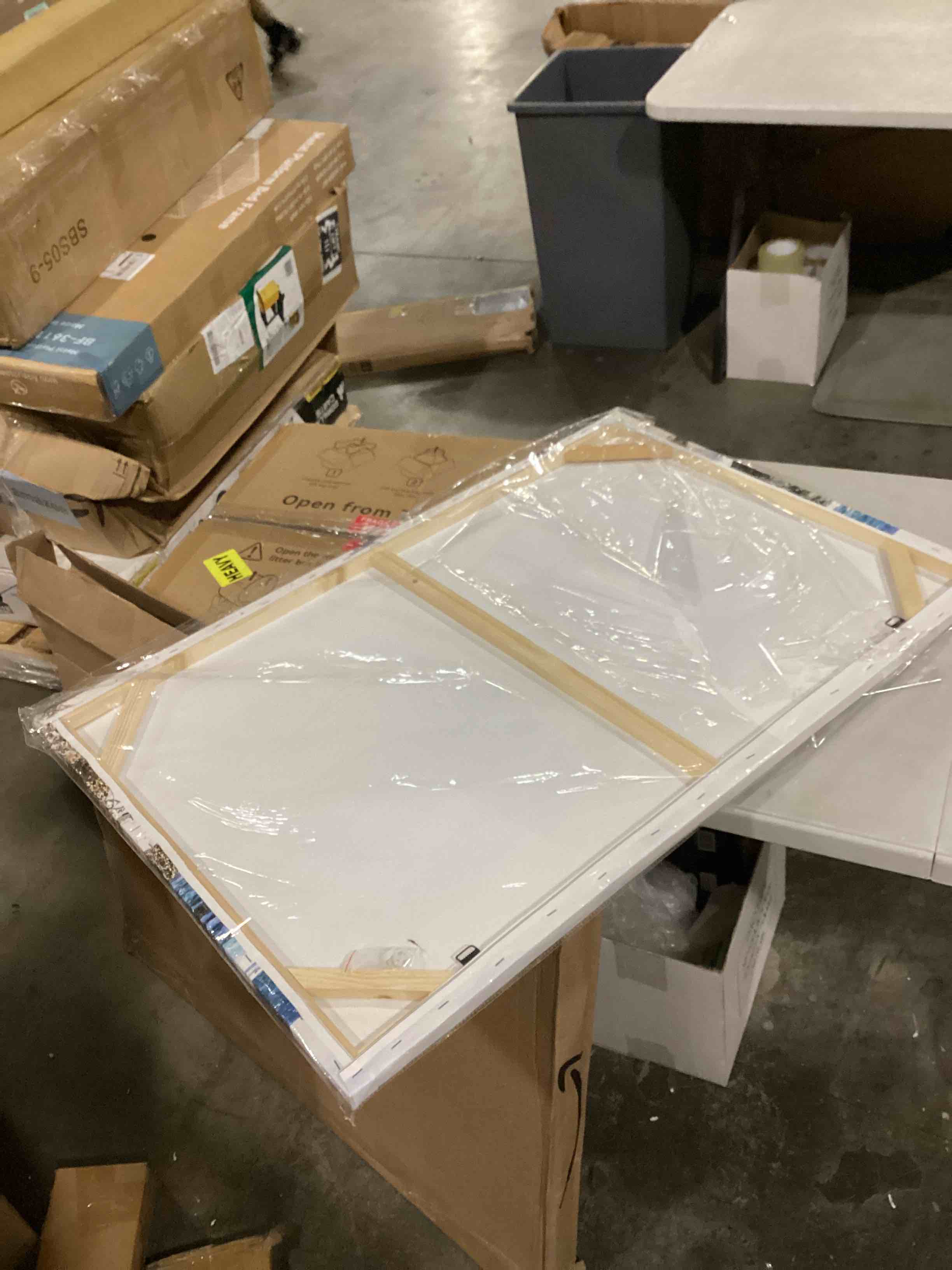 https://s3.amazonaws.com/lotting-images-prod/bidfta/ORG5791084_1714416088280.jpeg