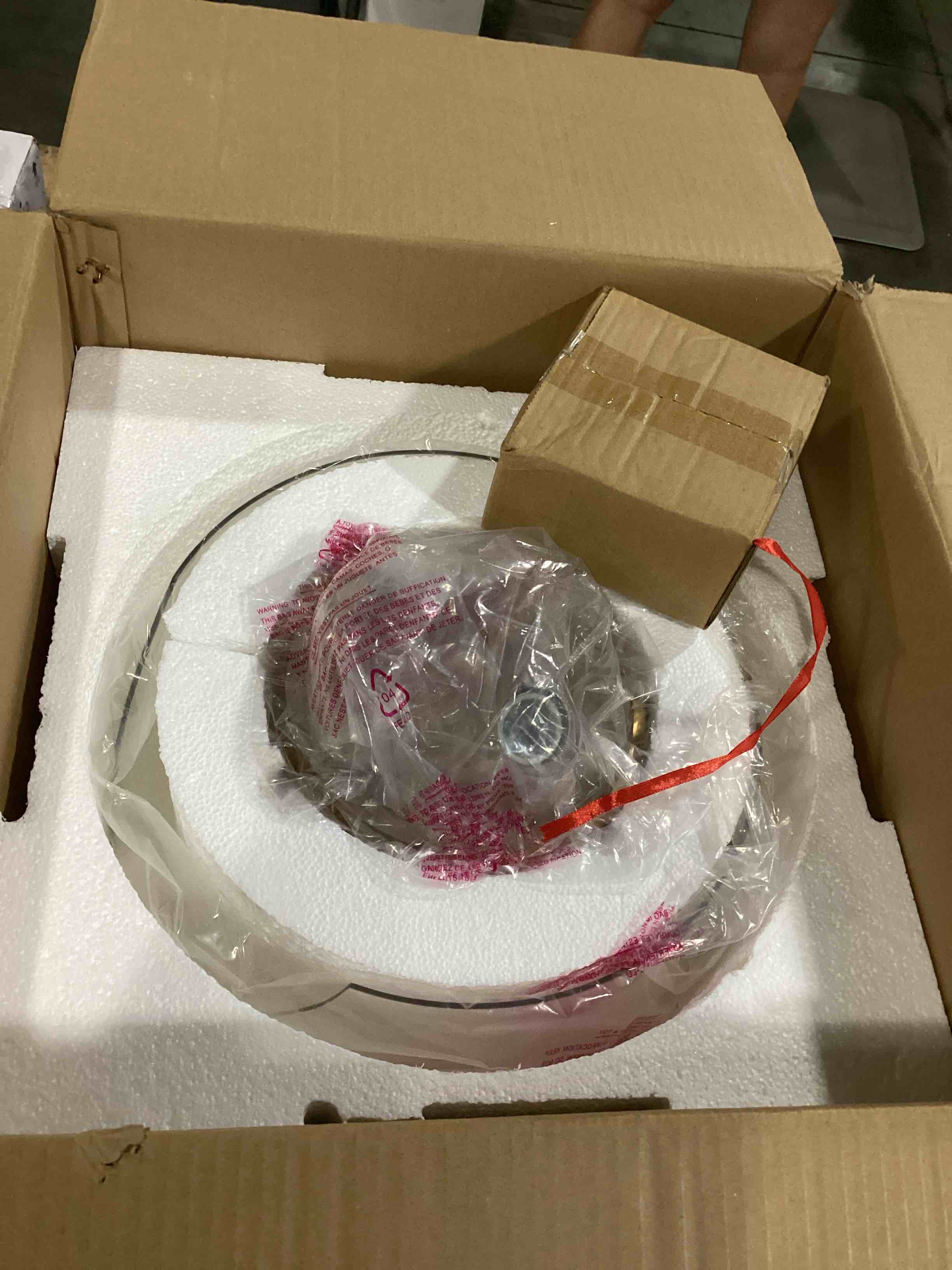 https://s3.amazonaws.com/lotting-images-prod/bidfta/ORG5791495_1714755989178.jpeg