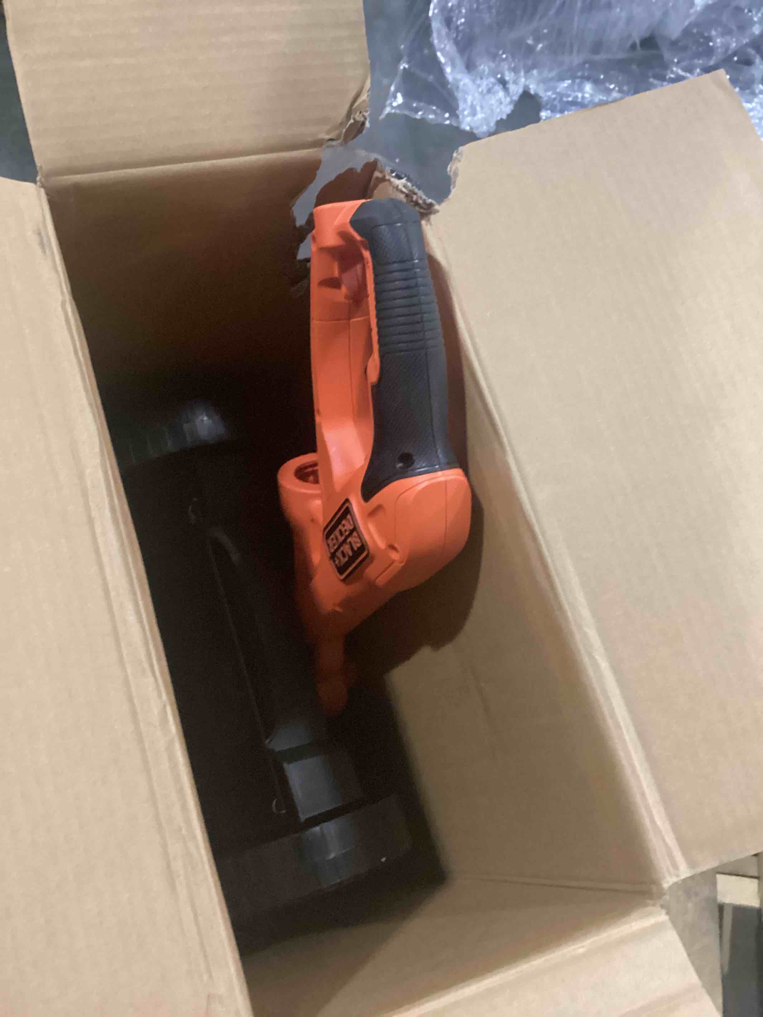 https://s3.amazonaws.com/lotting-images-prod/bidfta/ORG5791801_1715600976864.jpeg