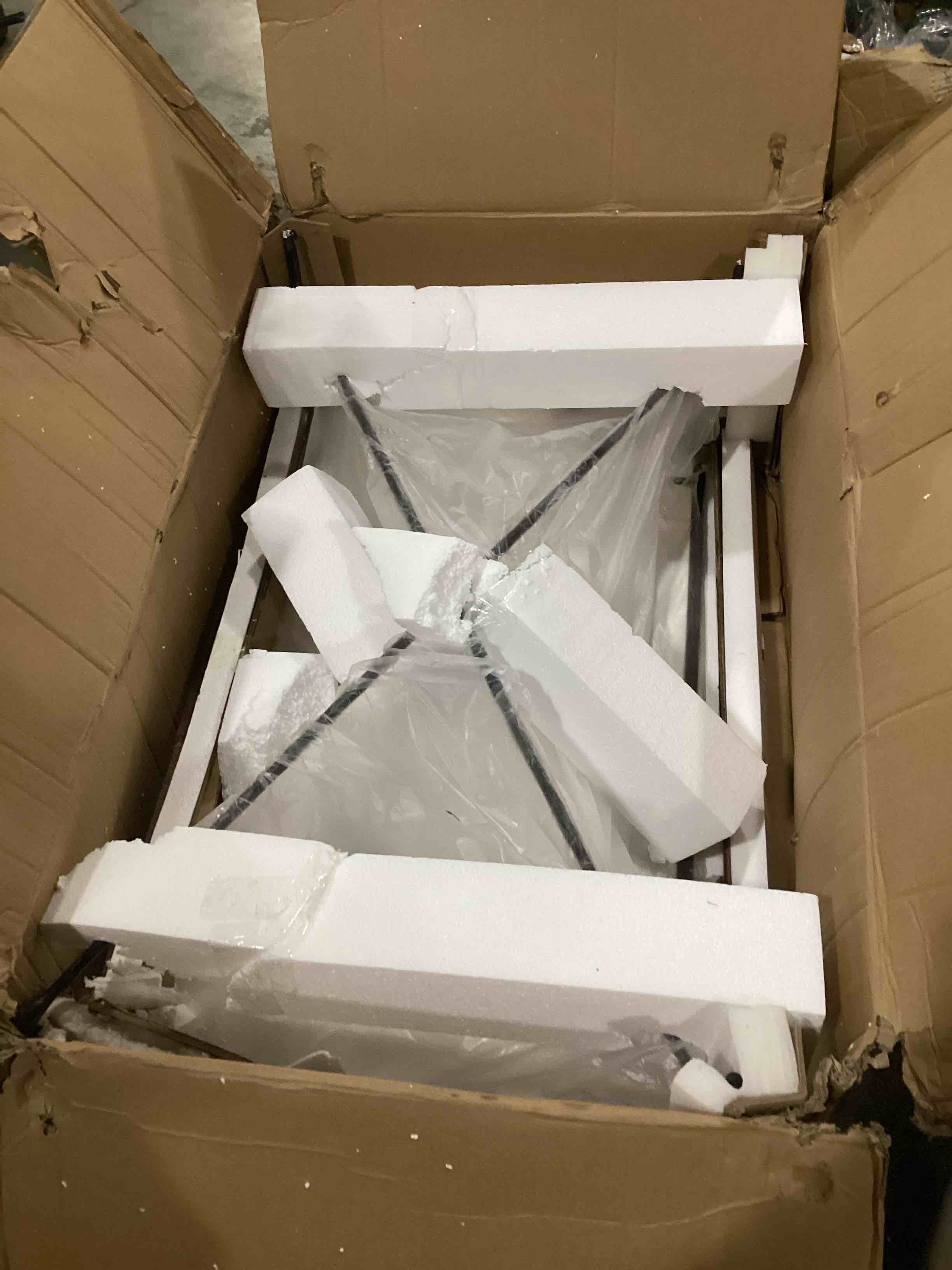 https://s3.amazonaws.com/lotting-images-prod/bidfta/ORG5791897_1715687441634.jpeg