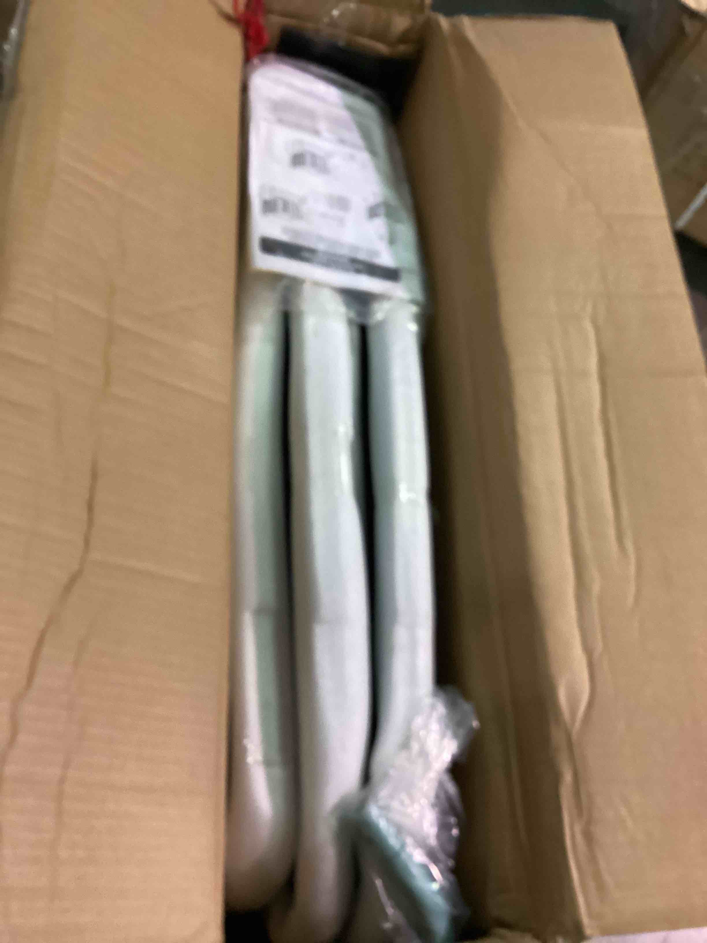 https://s3.amazonaws.com/lotting-images-prod/bidfta/ORG5793464_1723657325720.jpeg