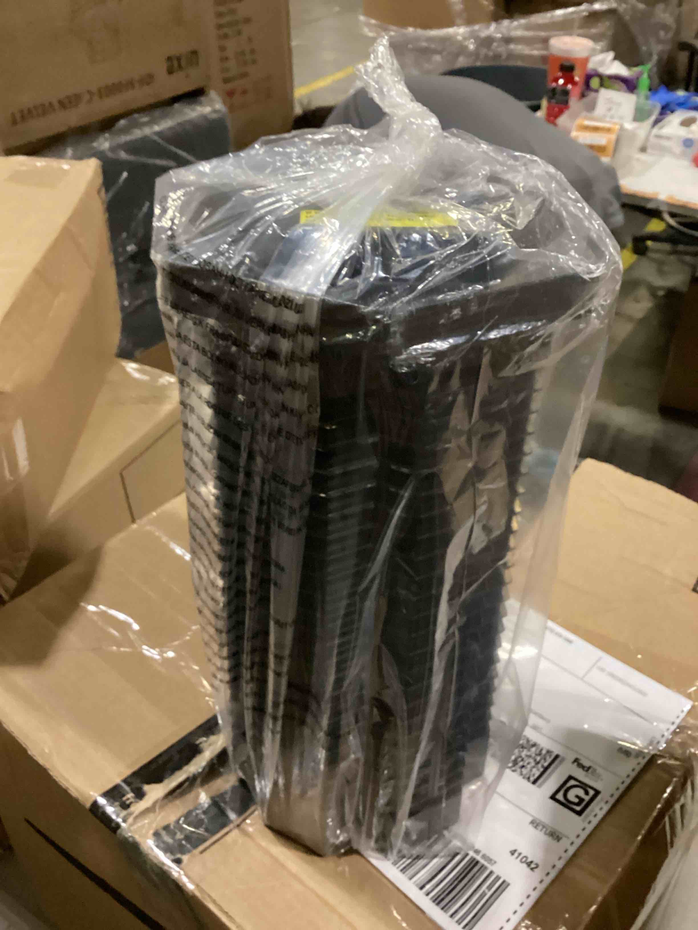 https://s3.amazonaws.com/lotting-images-prod/bidfta/ORG5793601_1723813806470.jpeg