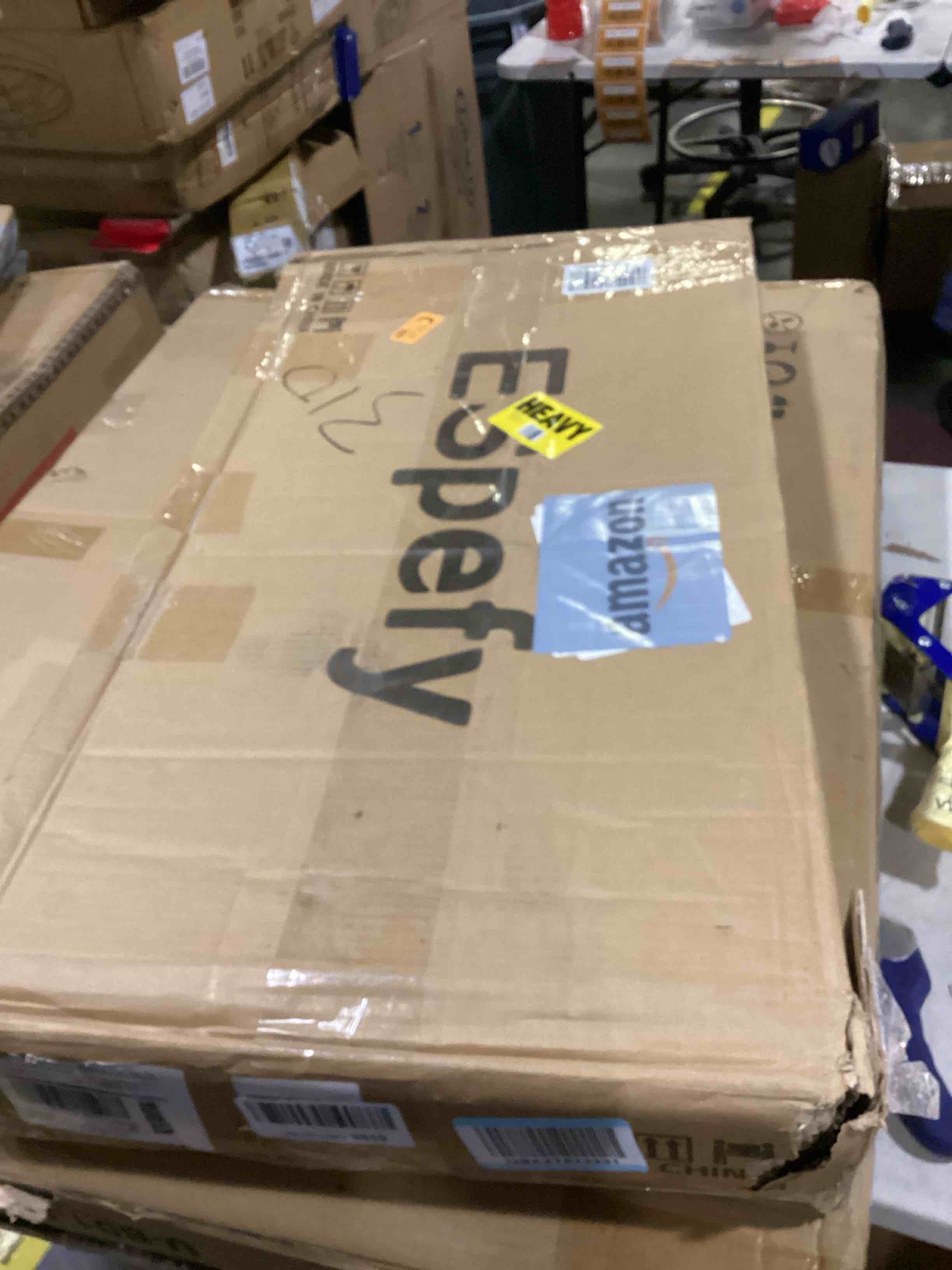 https://s3.amazonaws.com/lotting-images-prod/bidfta/ORG5793663_1724068180740.jpeg