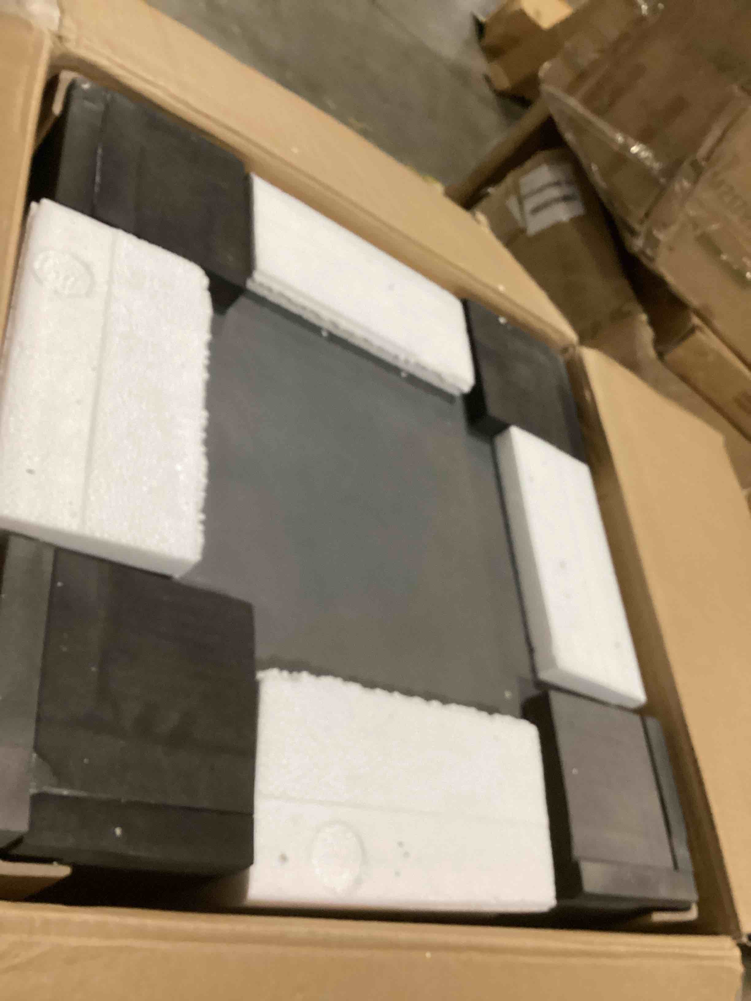 https://s3.amazonaws.com/lotting-images-prod/bidfta/ORG5793707_1724079515161.jpeg