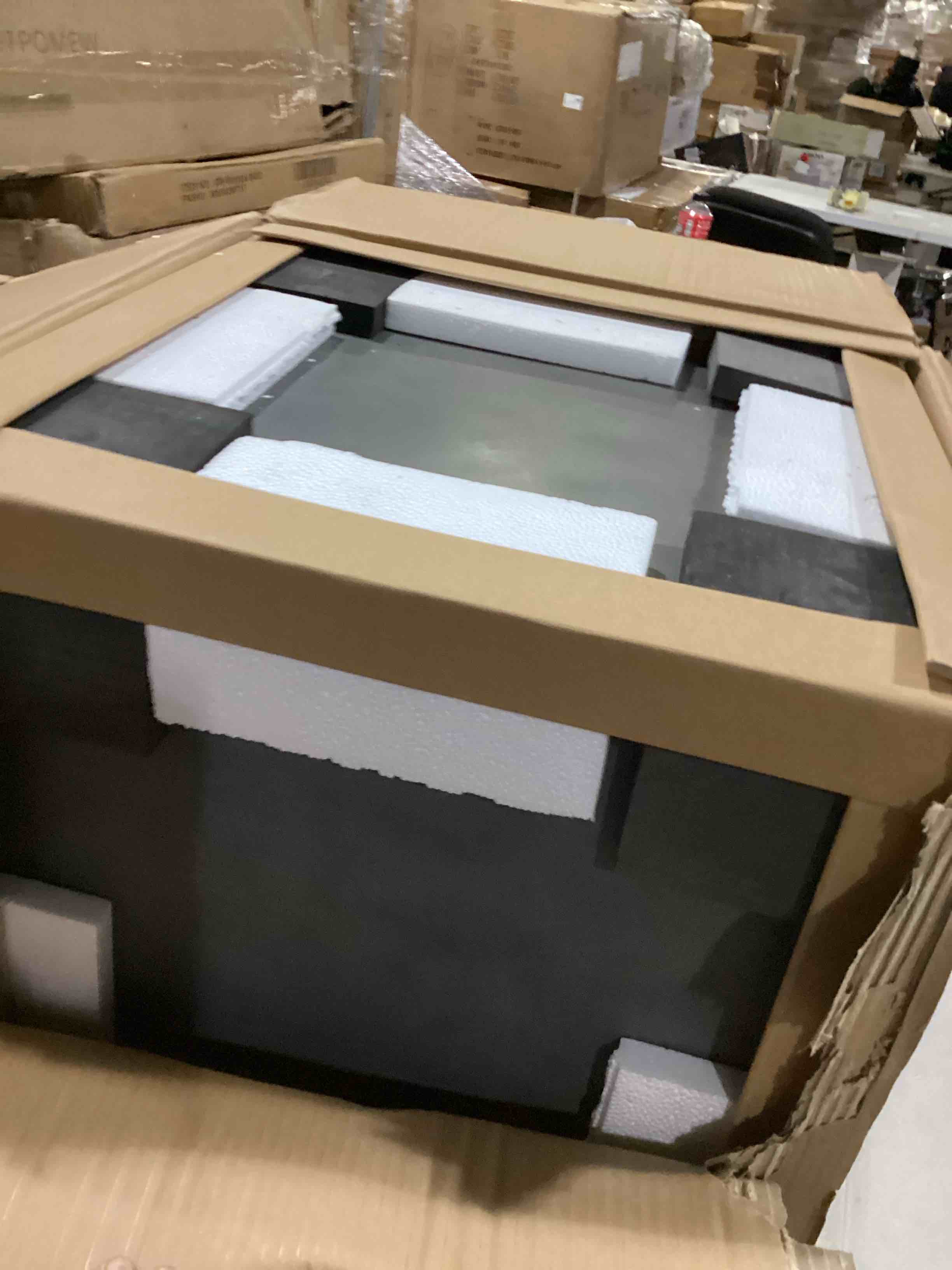 https://s3.amazonaws.com/lotting-images-prod/bidfta/ORG5793707_1724079578549.jpeg
