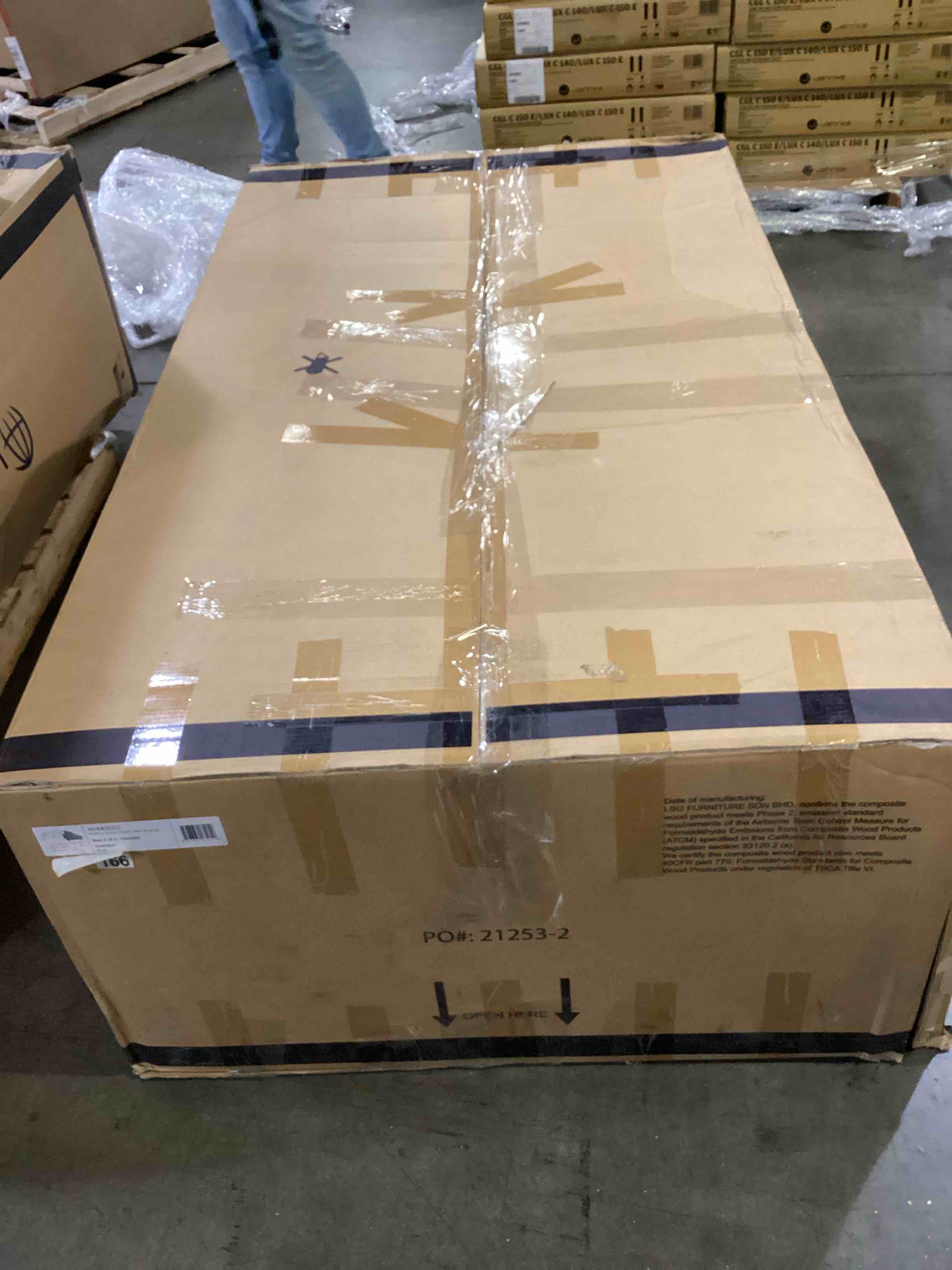 https://s3.amazonaws.com/lotting-images-prod/bidfta/ORG5794370_1725018966582.jpeg