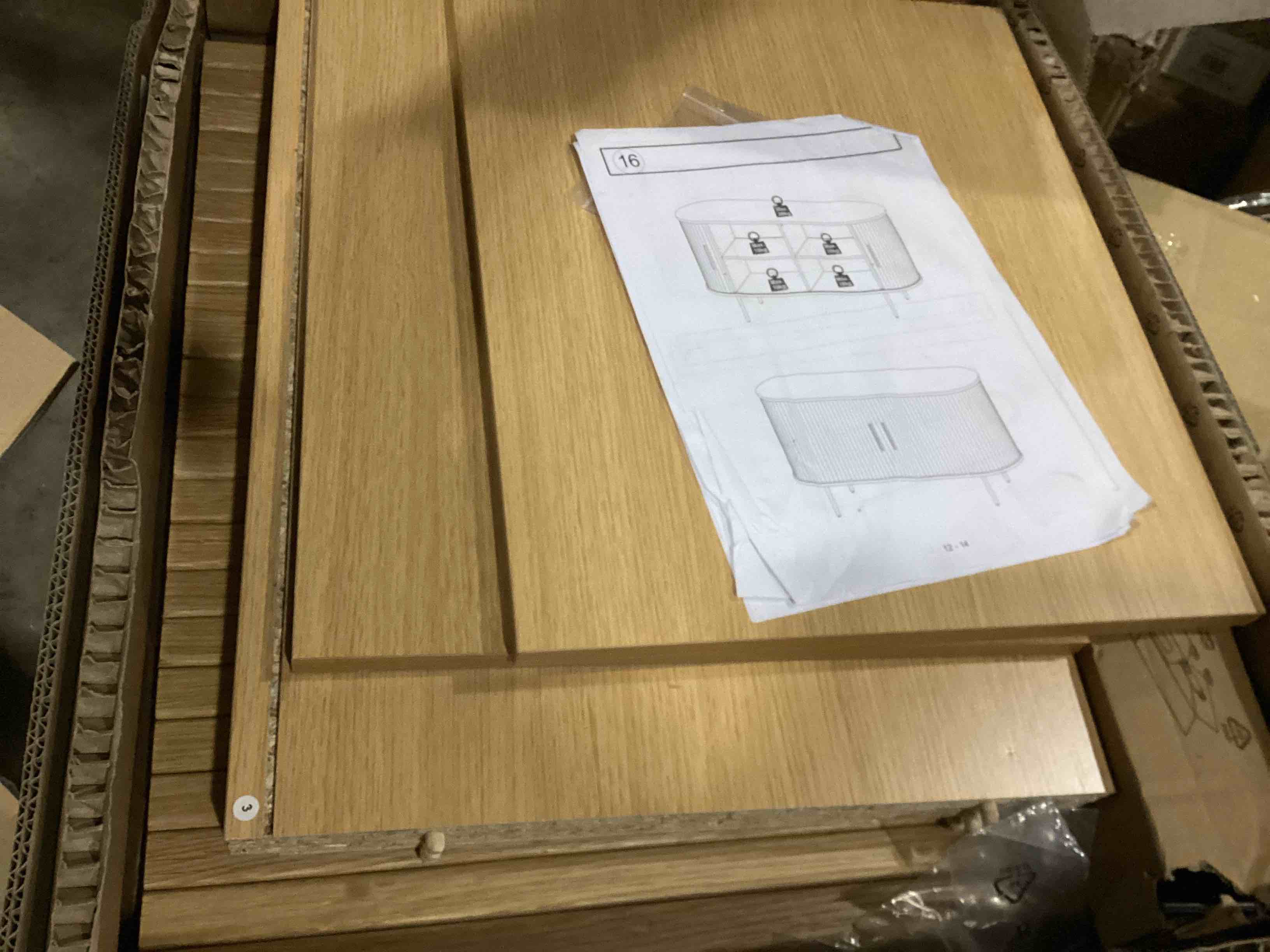 https://s3.amazonaws.com/lotting-images-prod/bidfta/ORG5796834_1721847252836.jpeg