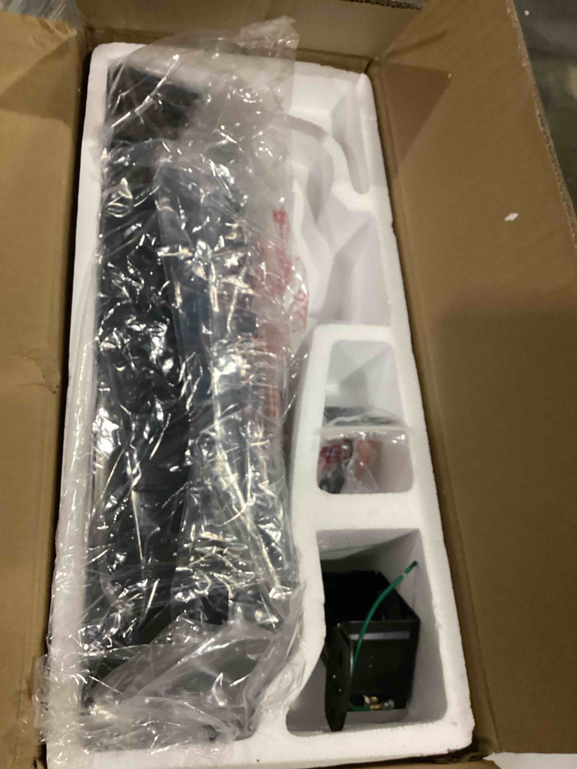 https://s3.amazonaws.com/lotting-images-prod/bidfta/ORG5797003_1722014477256.jpeg