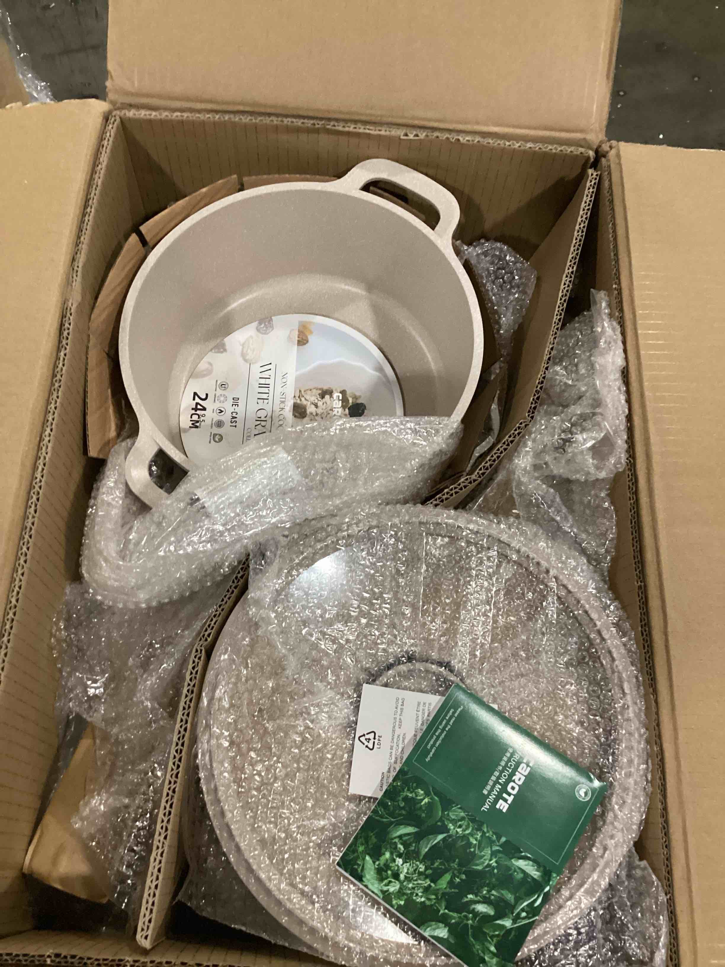 https://s3.amazonaws.com/lotting-images-prod/bidfta/ORG5797018_1722018201779.jpeg