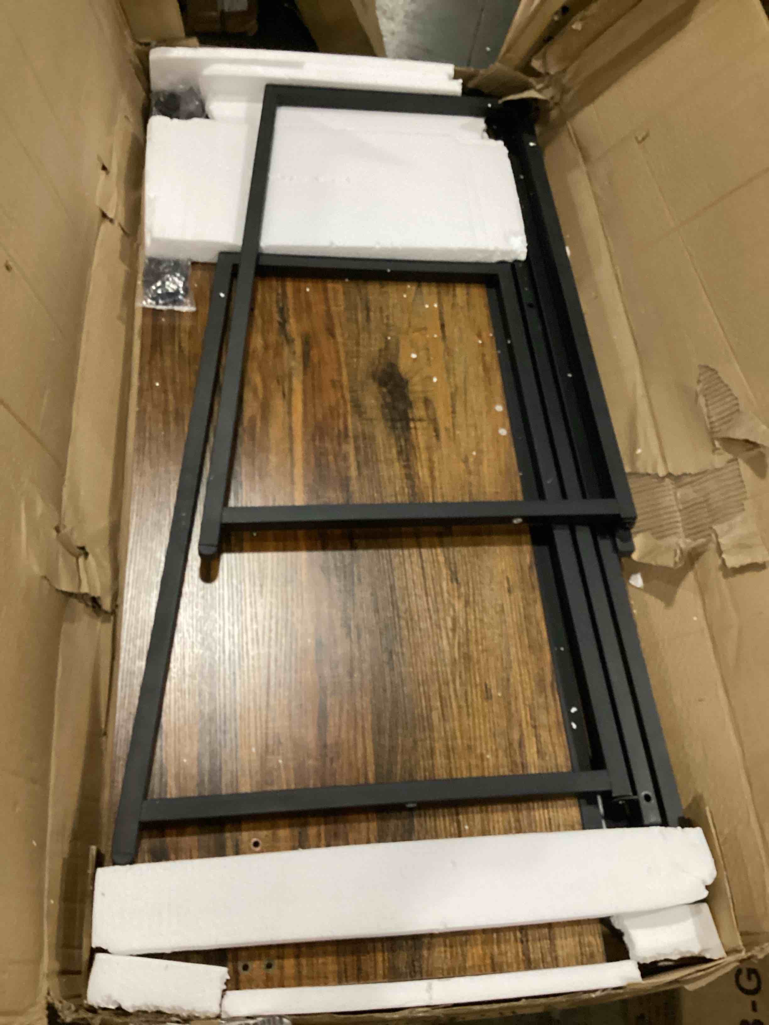 https://s3.amazonaws.com/lotting-images-prod/bidfta/ORG5797497_1723142425637.jpeg