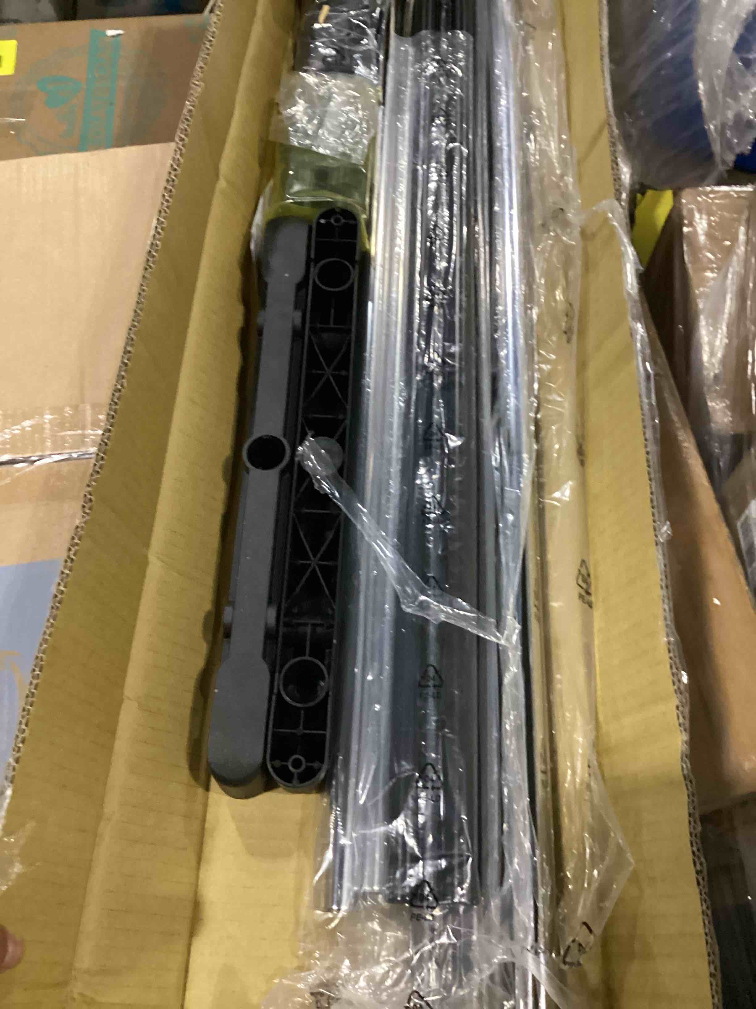 https://s3.amazonaws.com/lotting-images-prod/bidfta/ORG5797542_1723210567214.jpeg