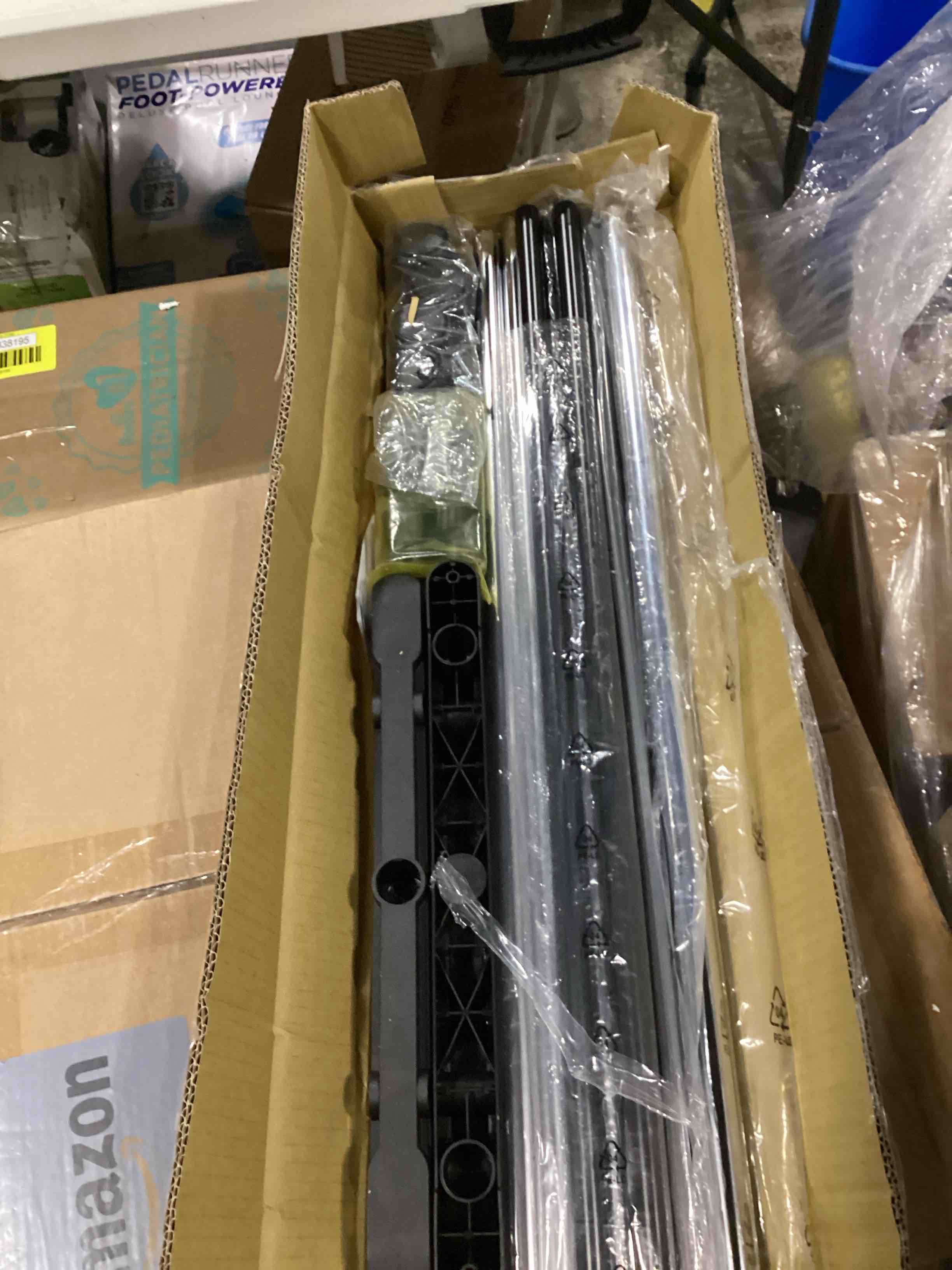 https://s3.amazonaws.com/lotting-images-prod/bidfta/ORG5797542_1723210572704.jpeg