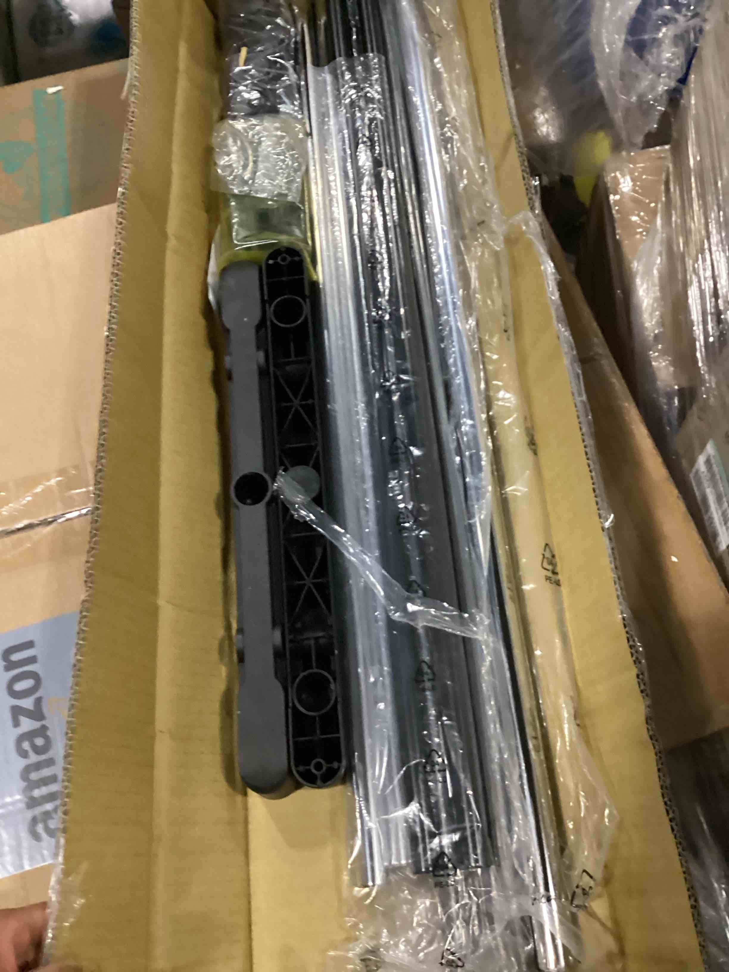 https://s3.amazonaws.com/lotting-images-prod/bidfta/ORG5797542_1723210575558.jpeg