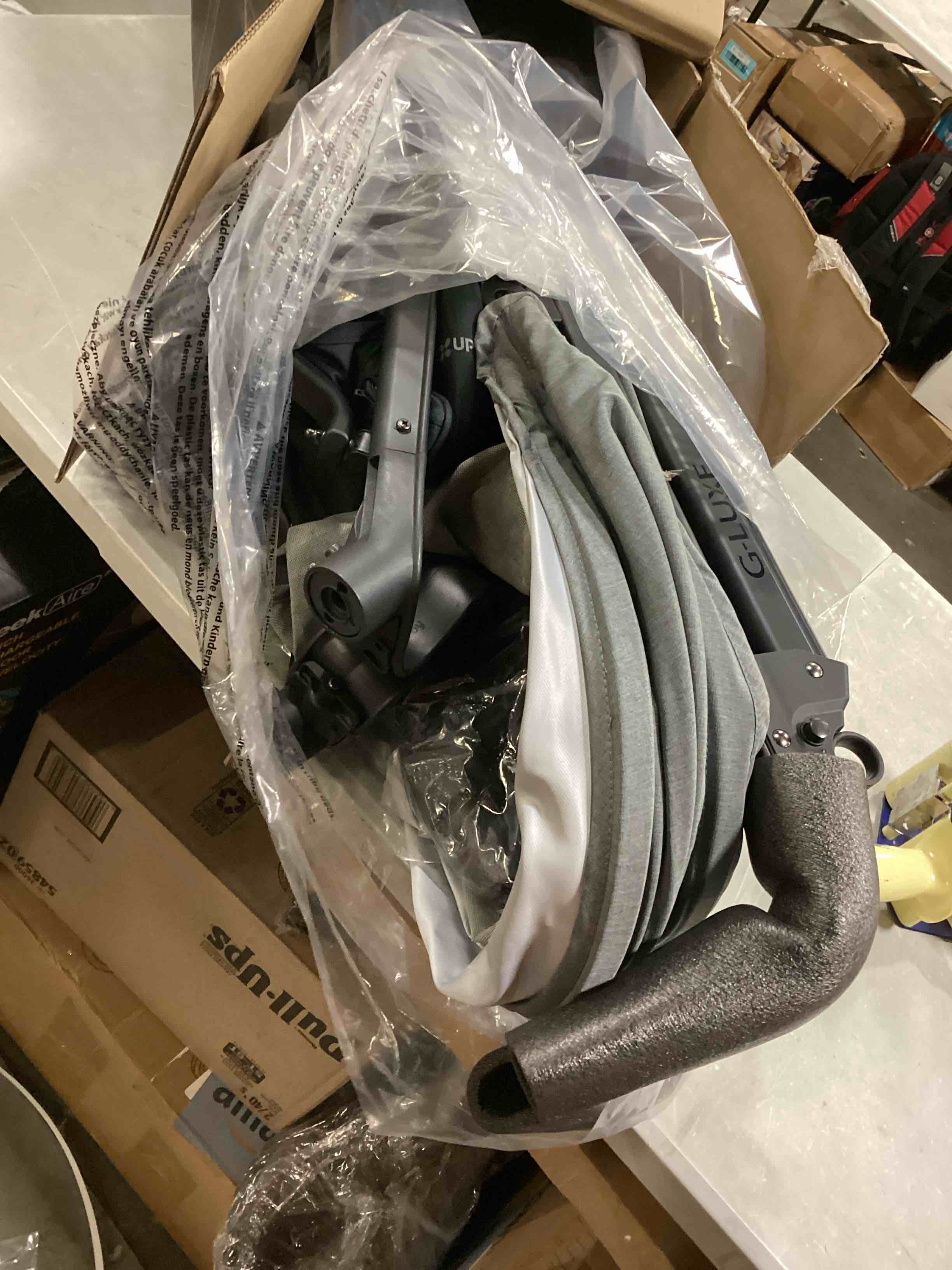 https://s3.amazonaws.com/lotting-images-prod/bidfta/ORG5798827_1722429467868.jpeg