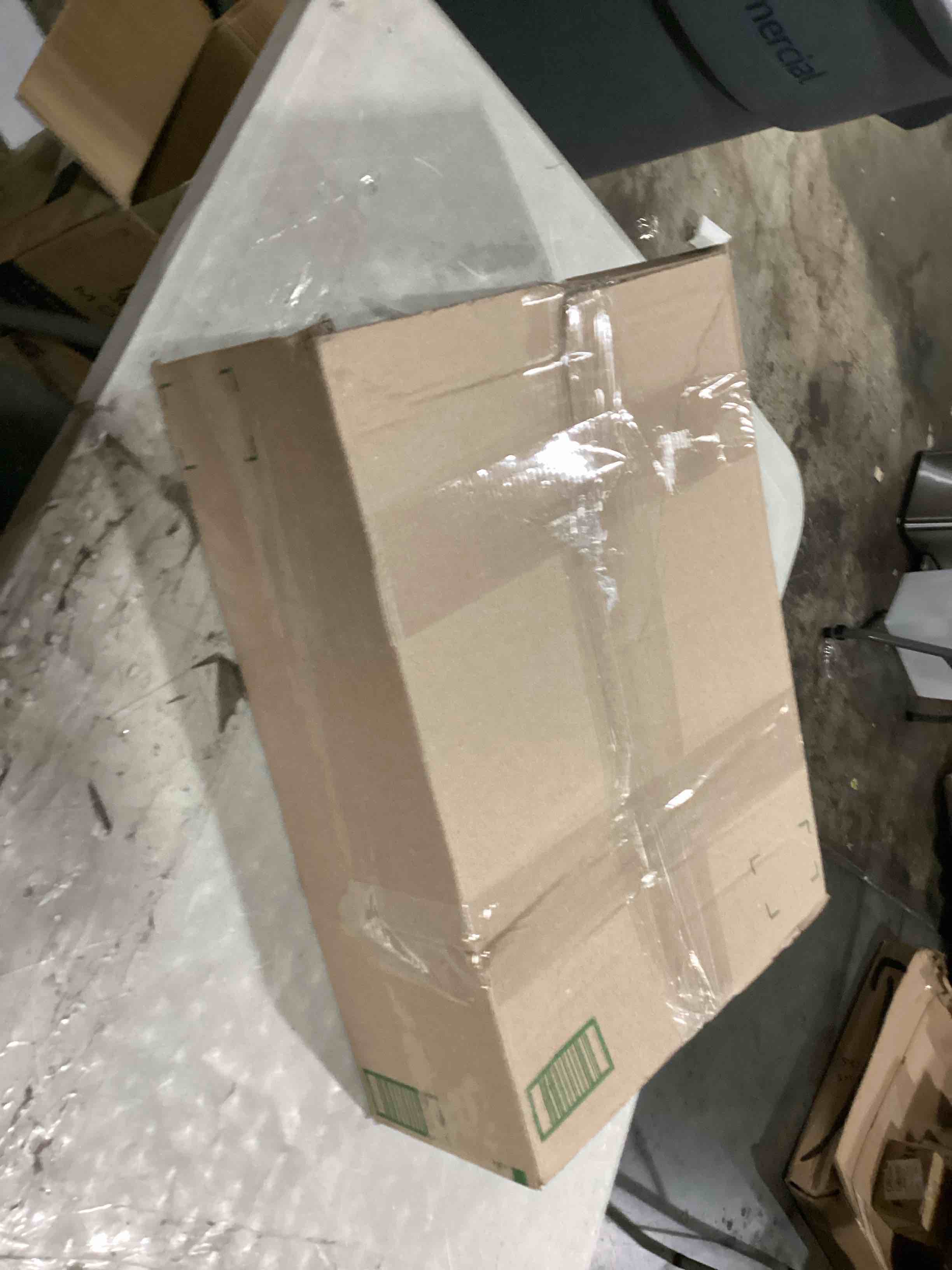 https://s3.amazonaws.com/lotting-images-prod/bidfta/ORG5799446_1722604408856.jpeg