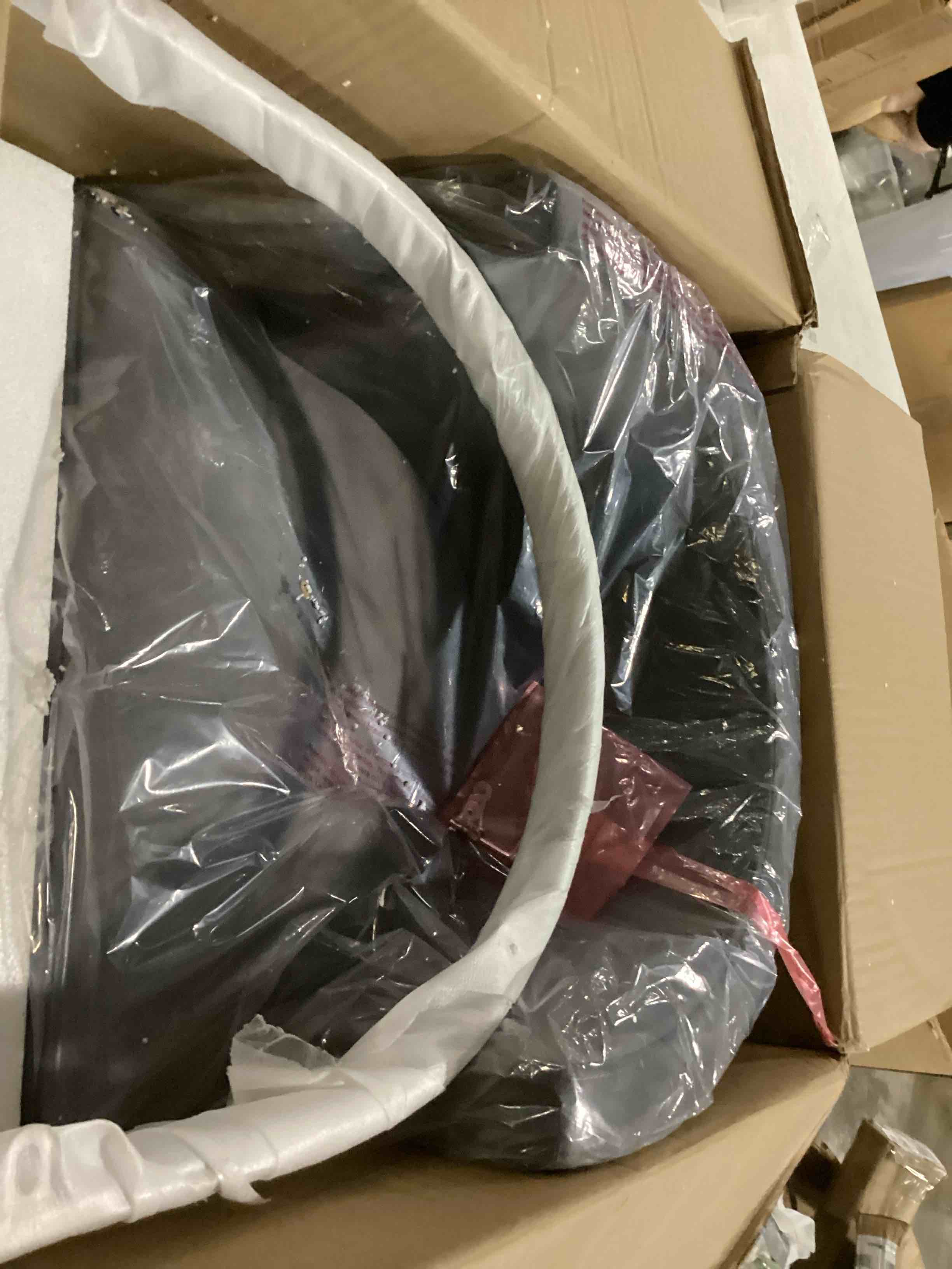 https://s3.amazonaws.com/lotting-images-prod/bidfta/ORG5799705_1722966392757.jpeg
