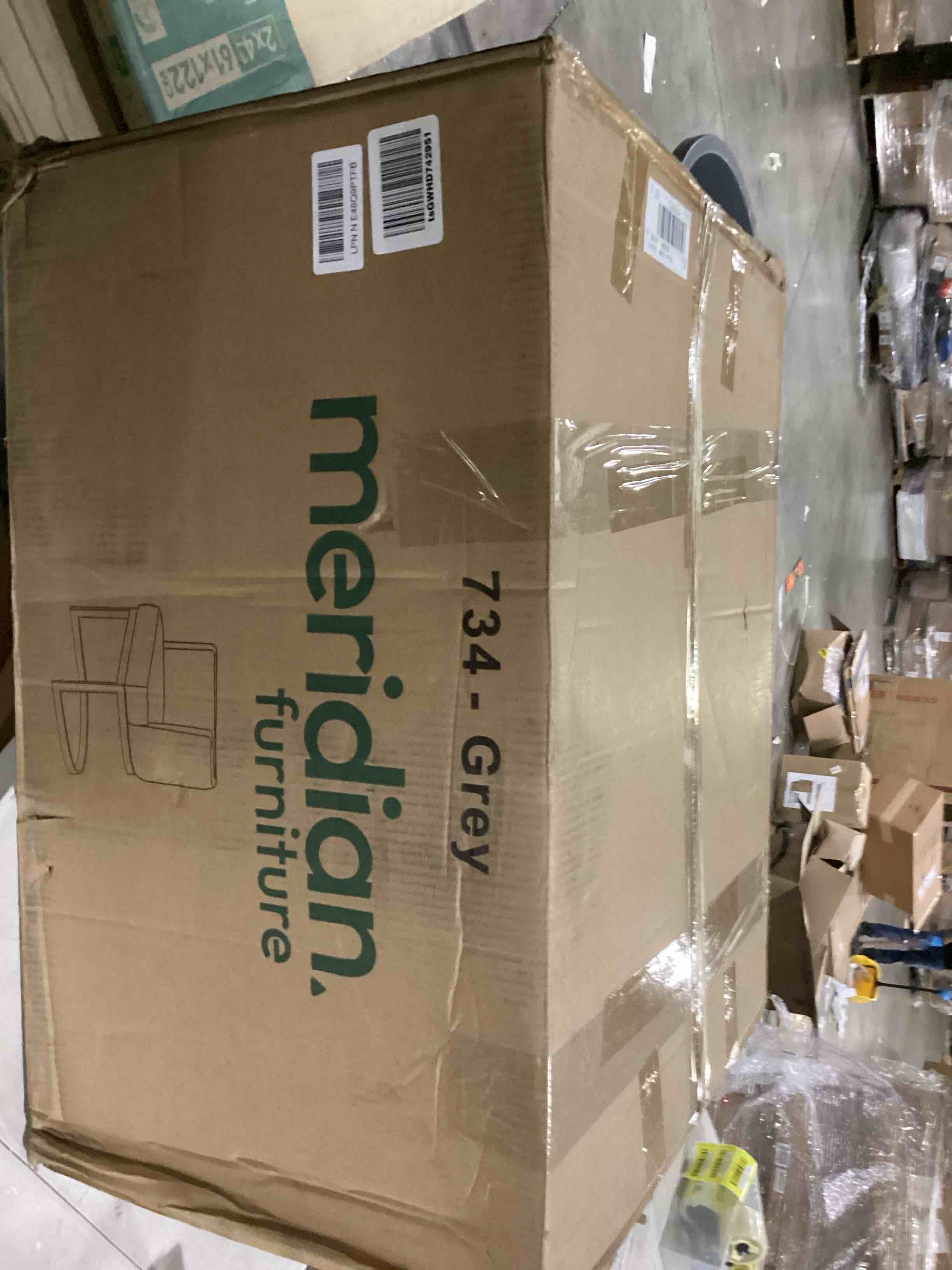 https://s3.amazonaws.com/lotting-images-prod/bidfta/ORG5799705_1722966418395.jpeg