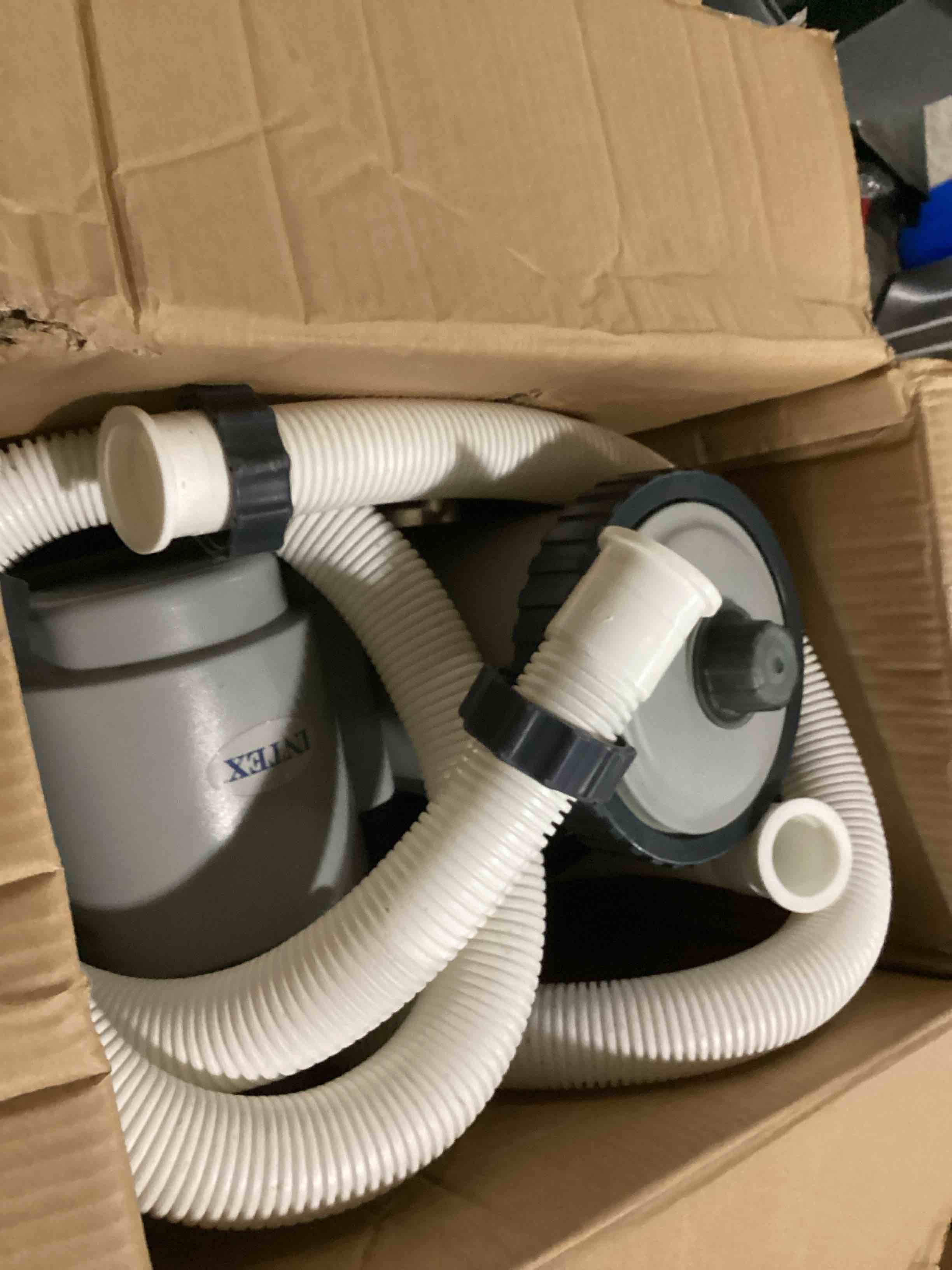 https://s3.amazonaws.com/lotting-images-prod/bidfta/ORG5799712_1722969358391.jpeg