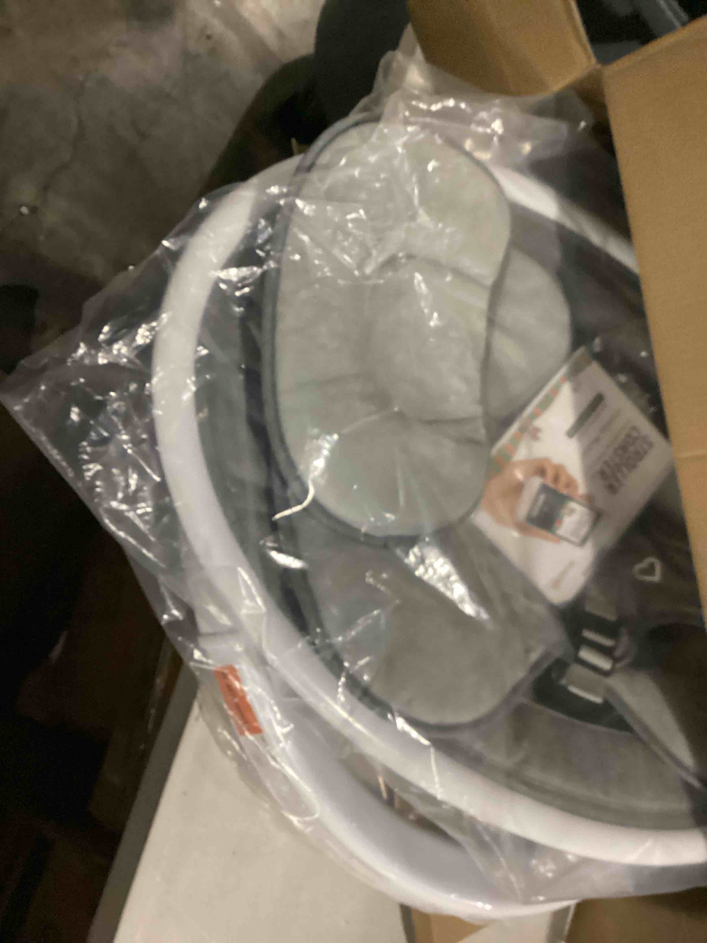 https://s3.amazonaws.com/lotting-images-prod/bidfta/ORG5799802_1723042621528.jpeg