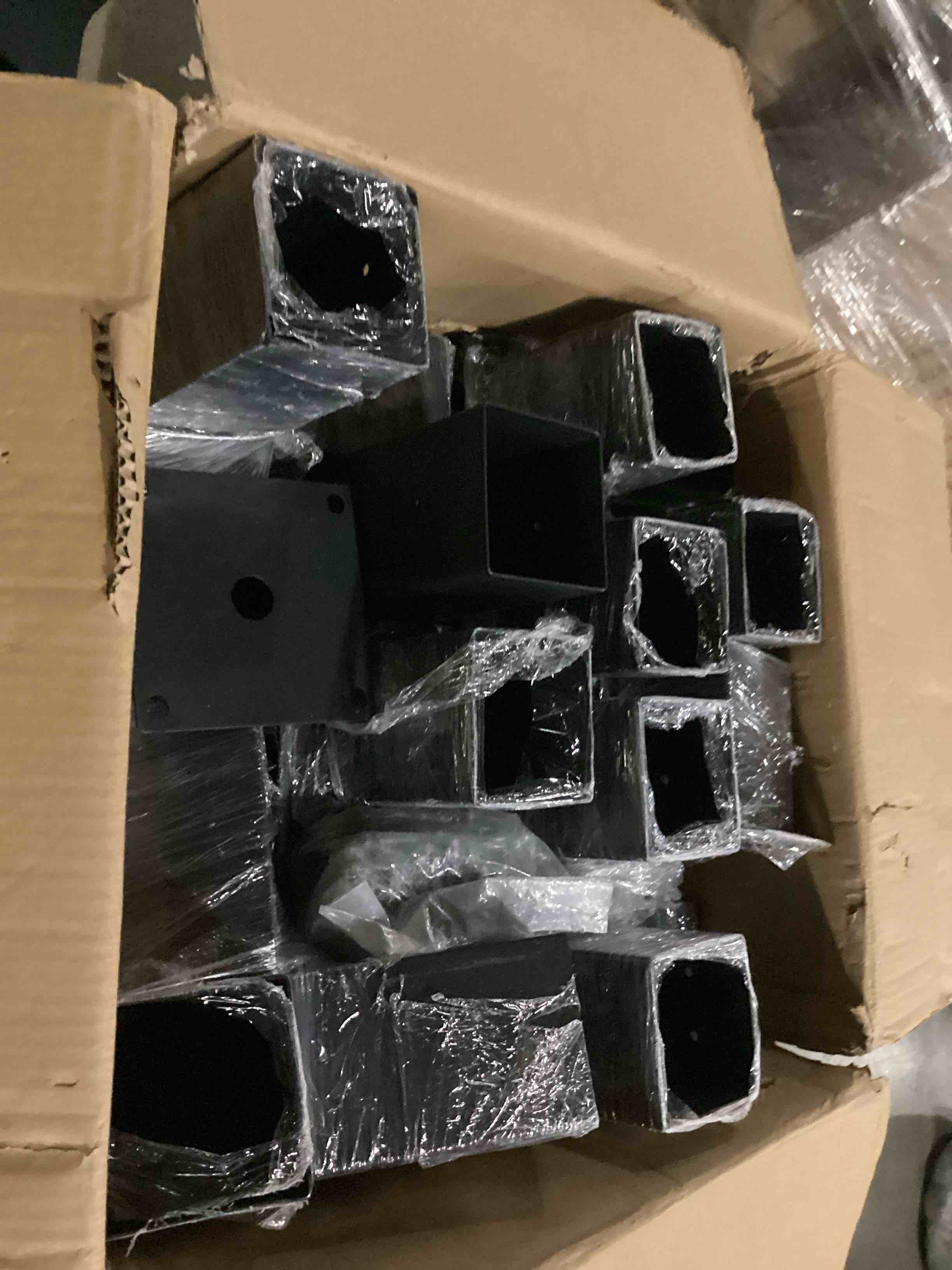 https://s3.amazonaws.com/lotting-images-prod/bidfta/ORG5800060_1723208025435.jpeg