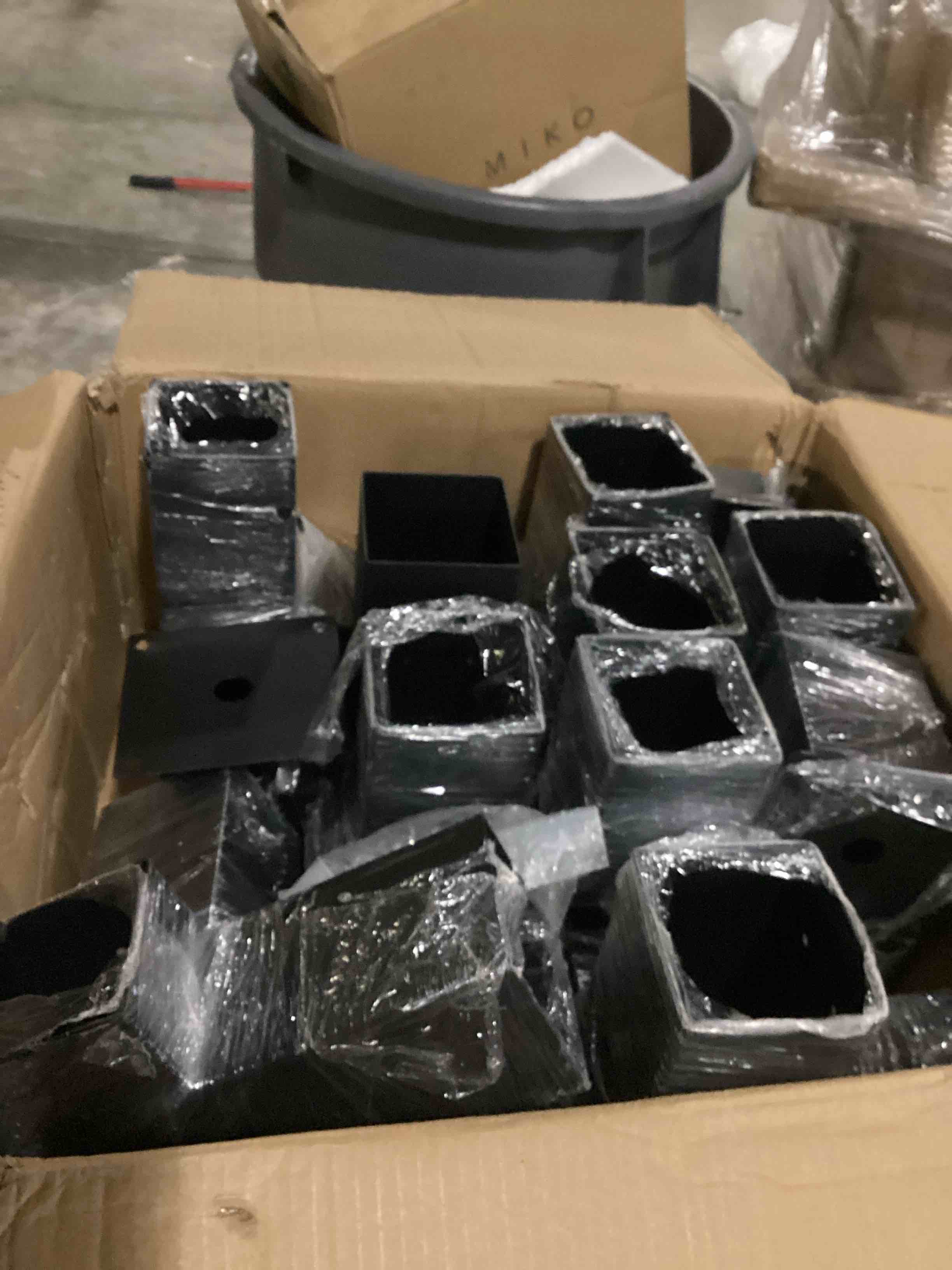 https://s3.amazonaws.com/lotting-images-prod/bidfta/ORG5800060_1723208027642.jpeg