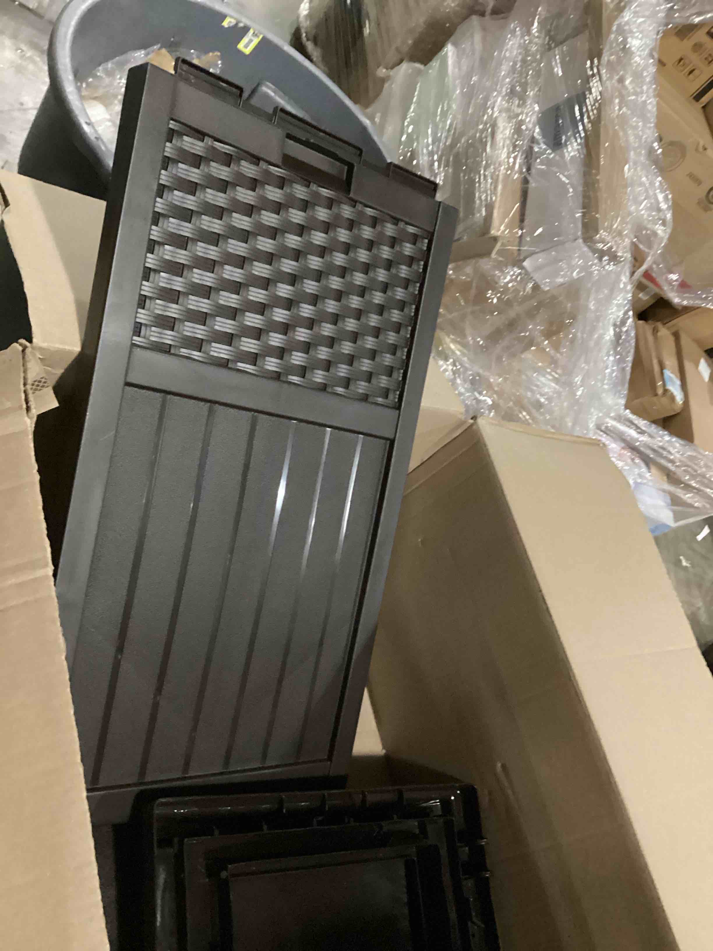 Suncast 33 Gallon Hideaway Can Resin Outdoor Trash with Lid Use in Backyard, Deck, or Patio, 33-Gallon, Brown