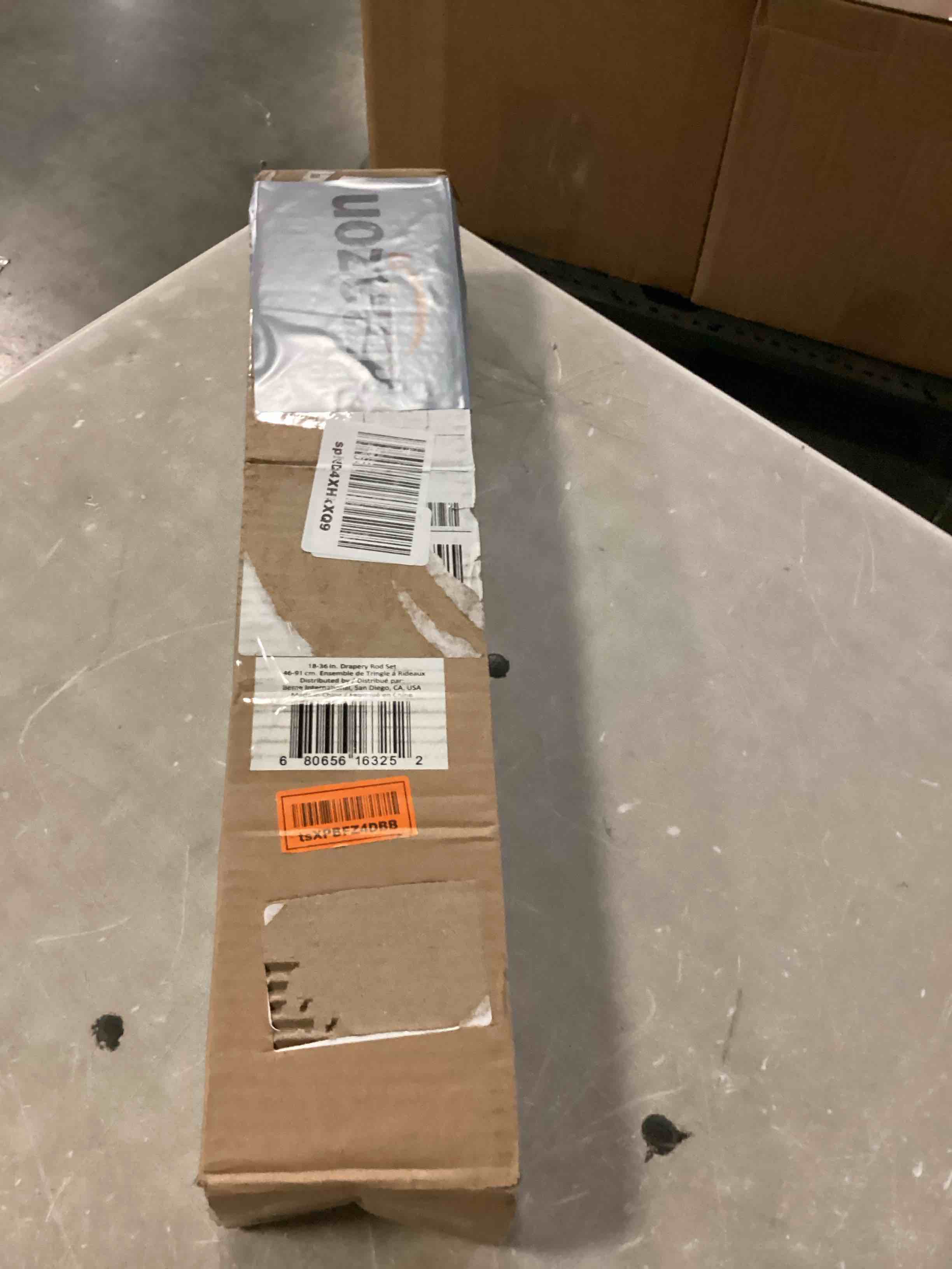 https://s3.amazonaws.com/lotting-images-prod/bidfta/ORG5801356_1722014992007.jpeg