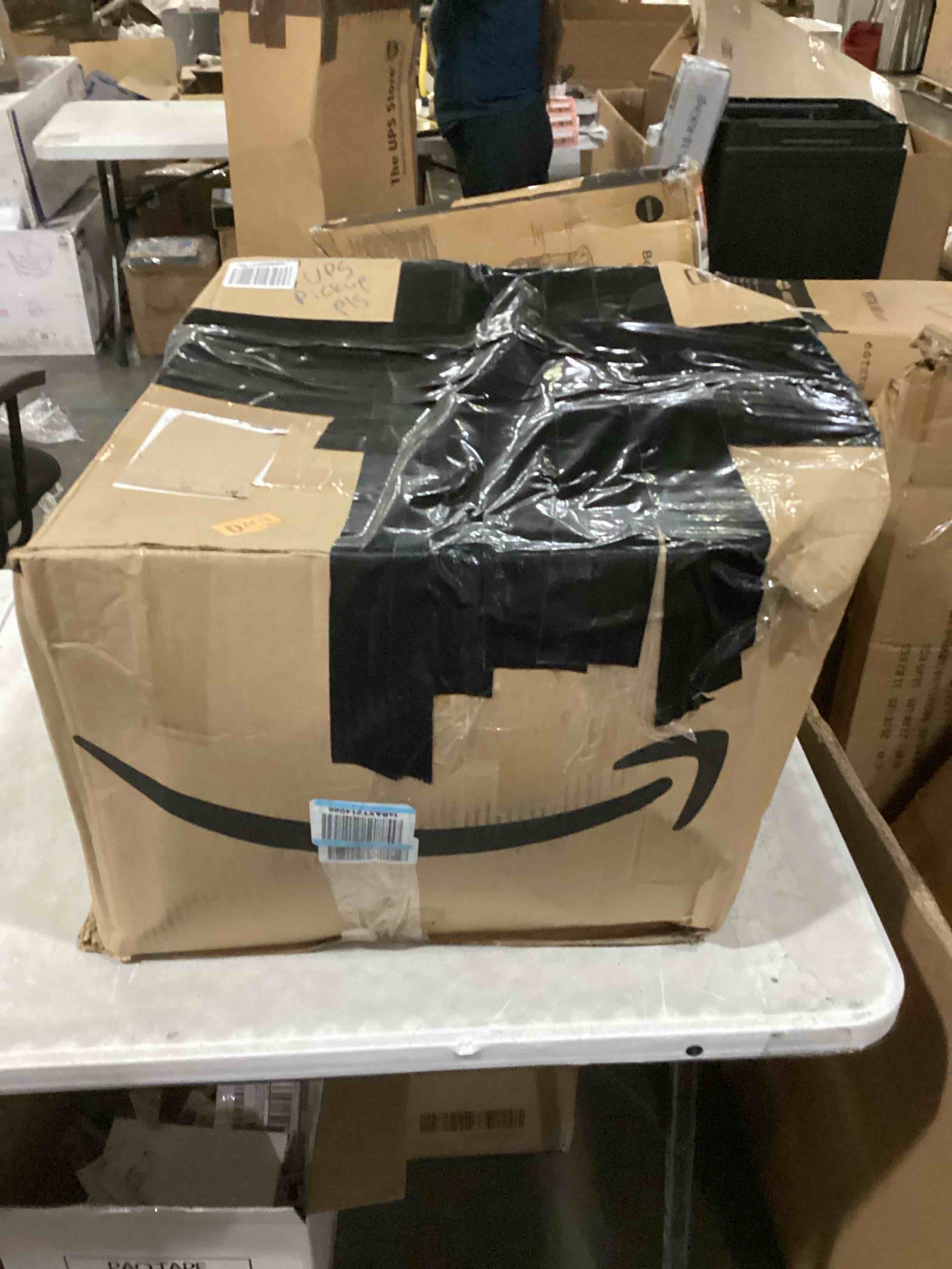 https://s3.amazonaws.com/lotting-images-prod/bidfta/ORG5802541_1722105459744.jpeg