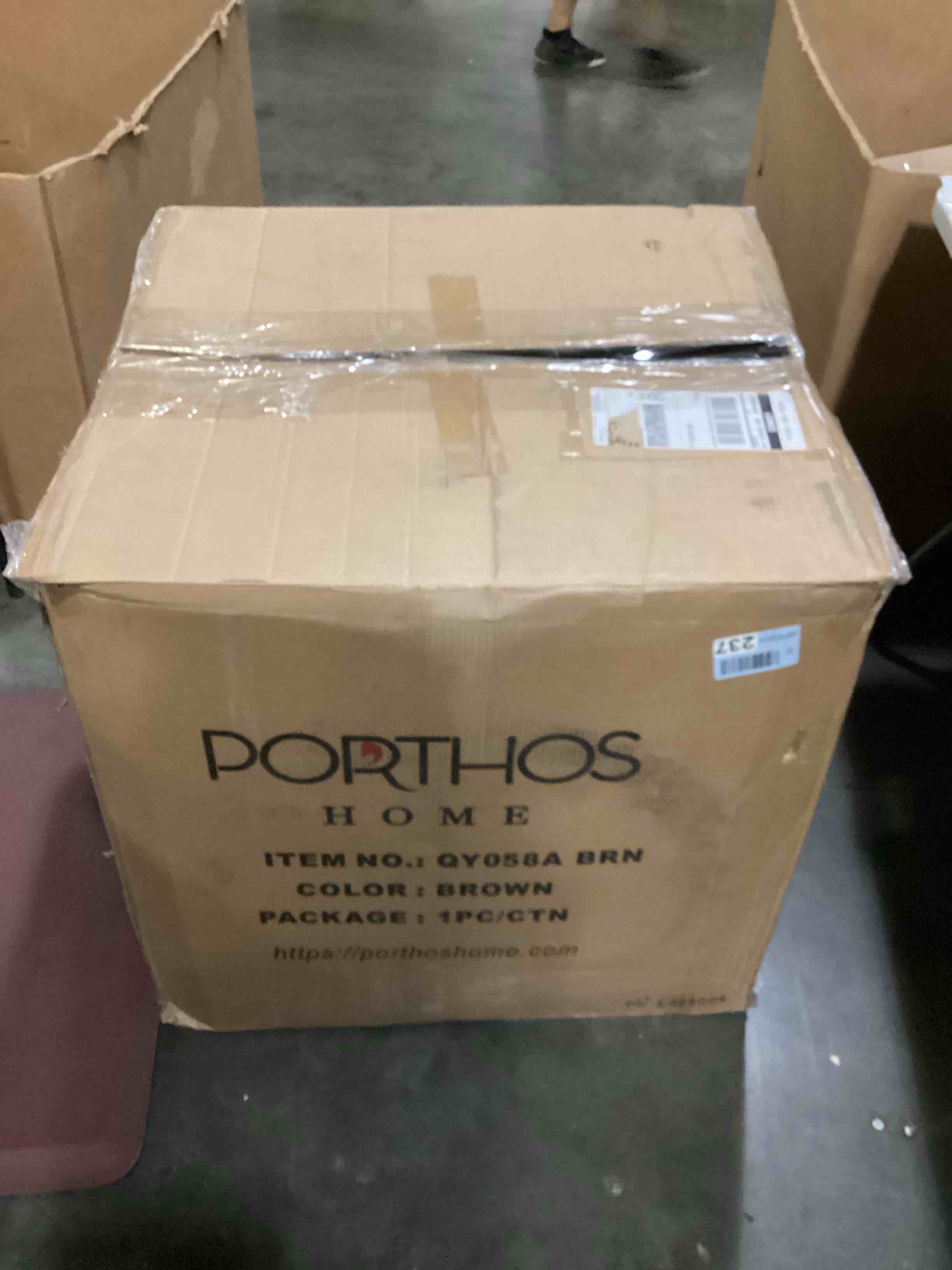 https://s3.amazonaws.com/lotting-images-prod/bidfta/ORG5803446_1723648957703.jpeg