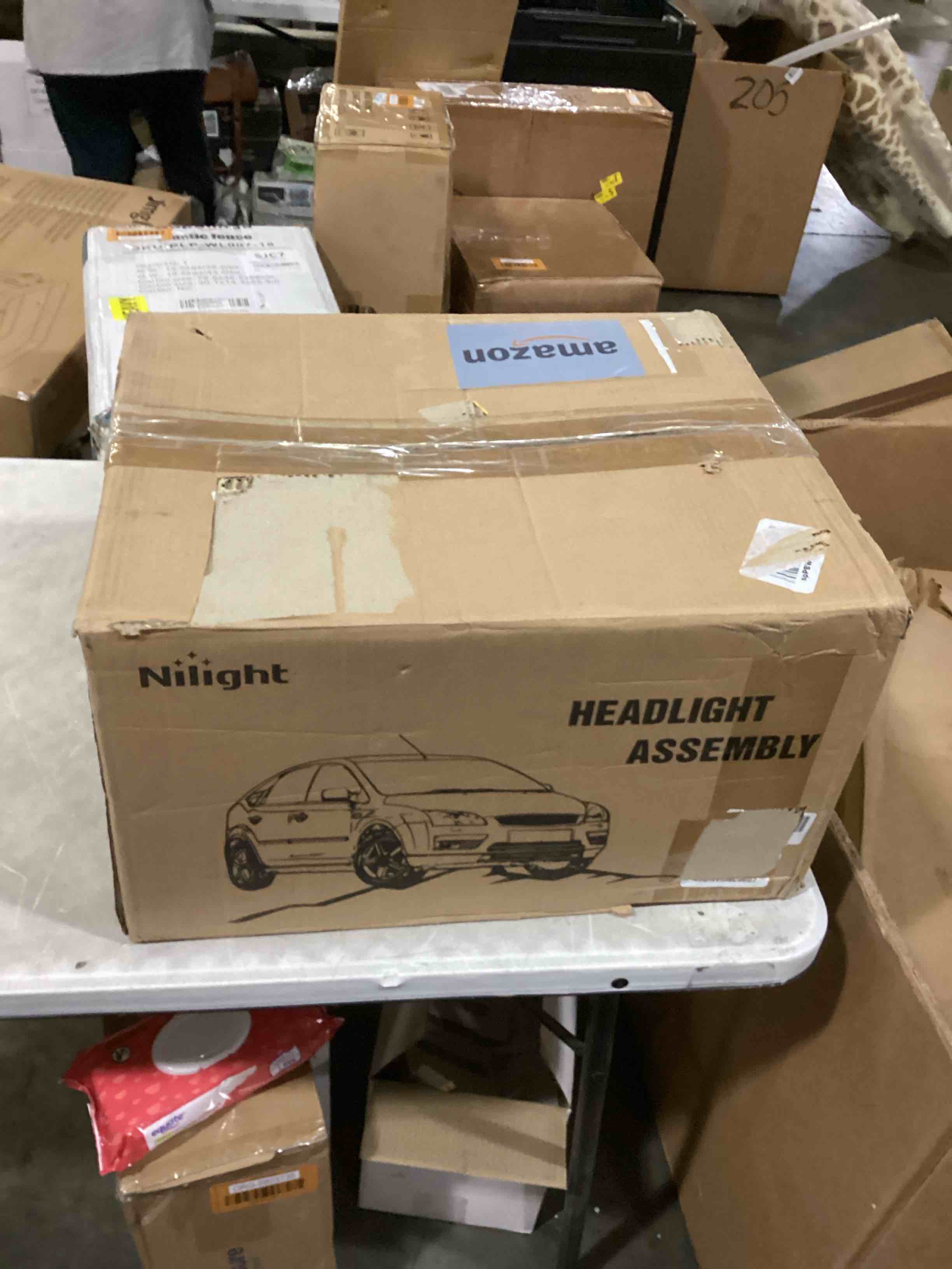 Nilight Headlight Assembly Compatible with 2005 2006 2007 Ford Focus Headlamps Replacement Chrome Housing Clear Reflector Clear Lens Driver and Passenger Side 2 Years Warranty