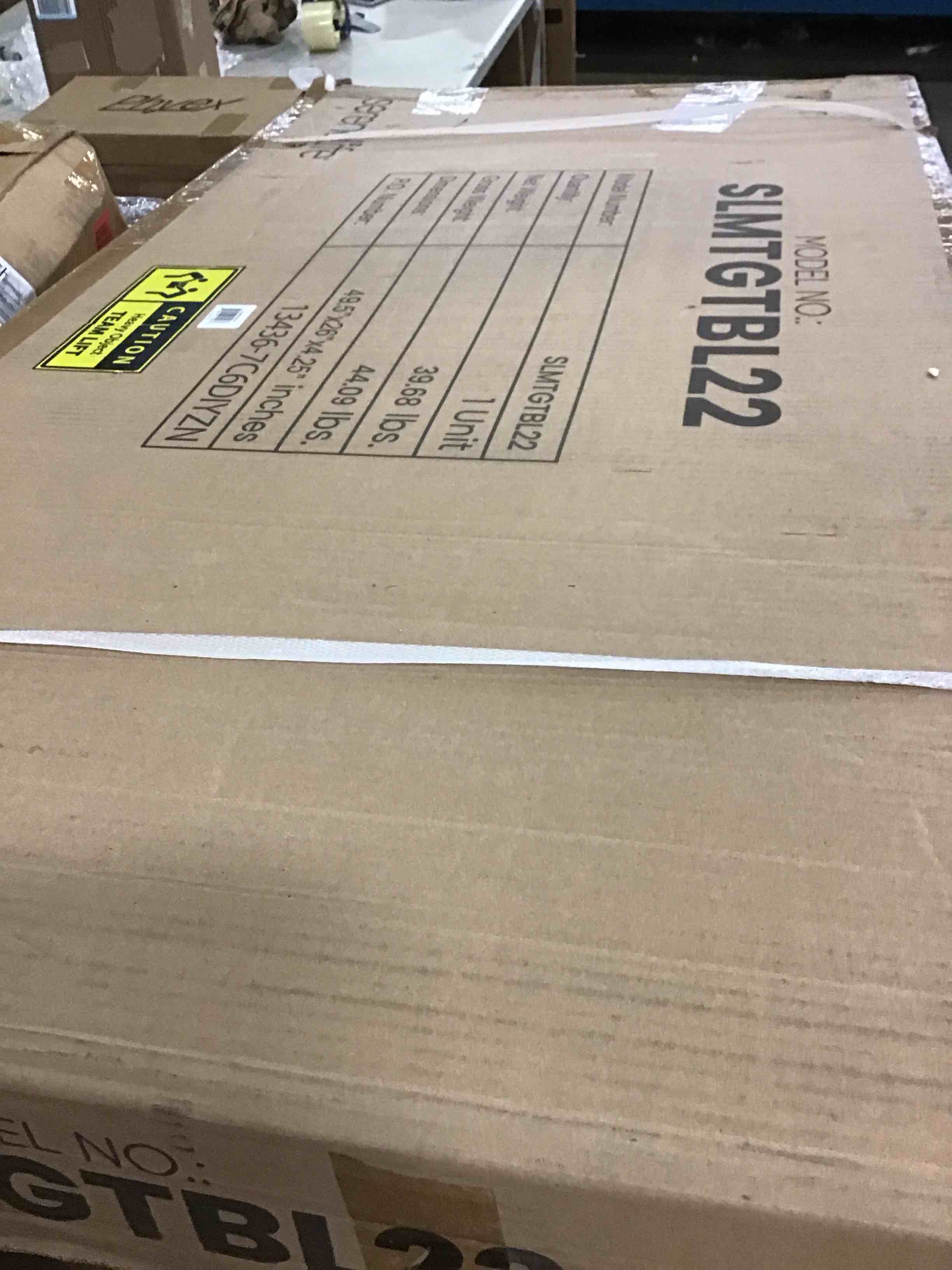 https://s3.amazonaws.com/lotting-images-prod/bidfta/ORG5805542_1706210016194.jpeg
