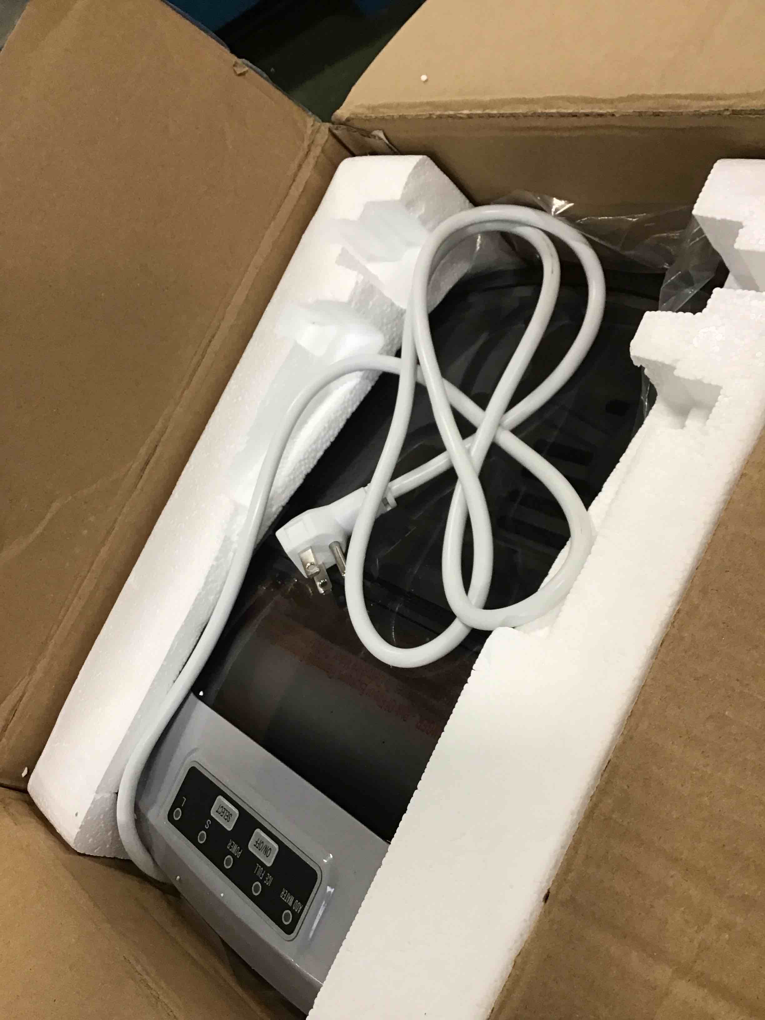 https://s3.amazonaws.com/lotting-images-prod/bidfta/ORG5806028_1706560160051.jpeg